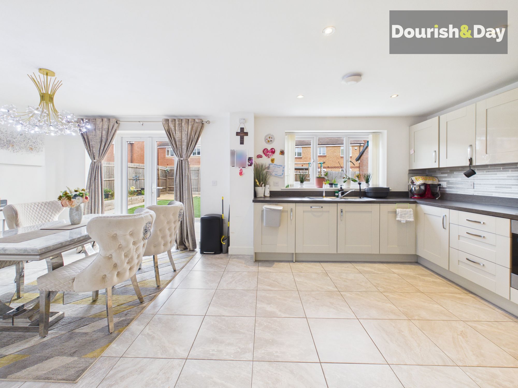 4 bed detached house for sale in Andrus Way, Stafford, ST16 - Property Image 9