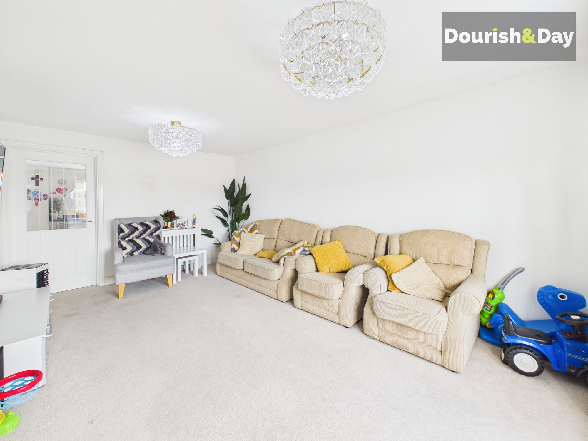 4 bed detached house for sale in Andrus Way, Stafford, ST16 - Property Image 7