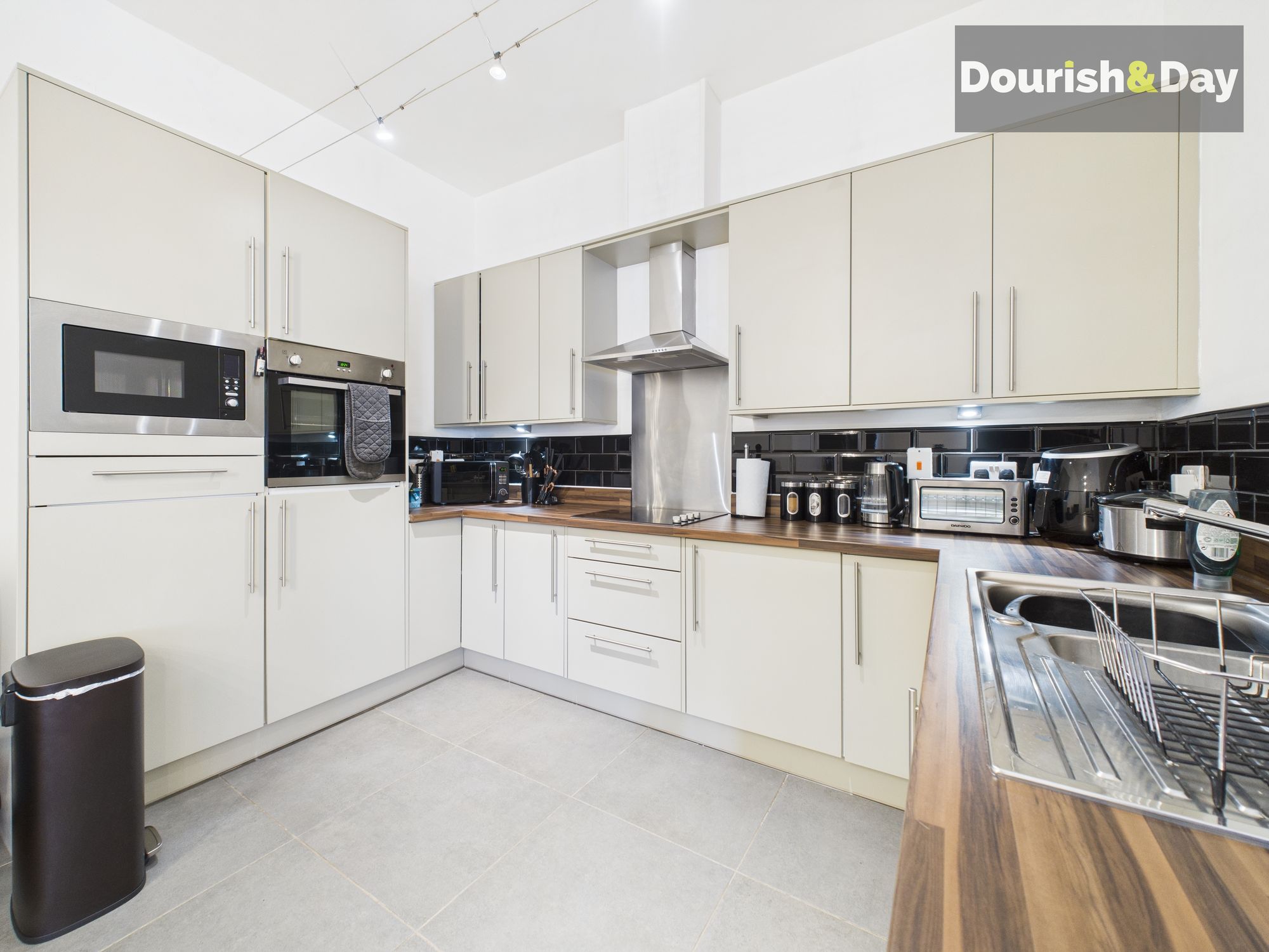 1 bed flat for sale in St. Georges Mansions, St. Georges Parkway, Stafford, ST16  - Property Image 6