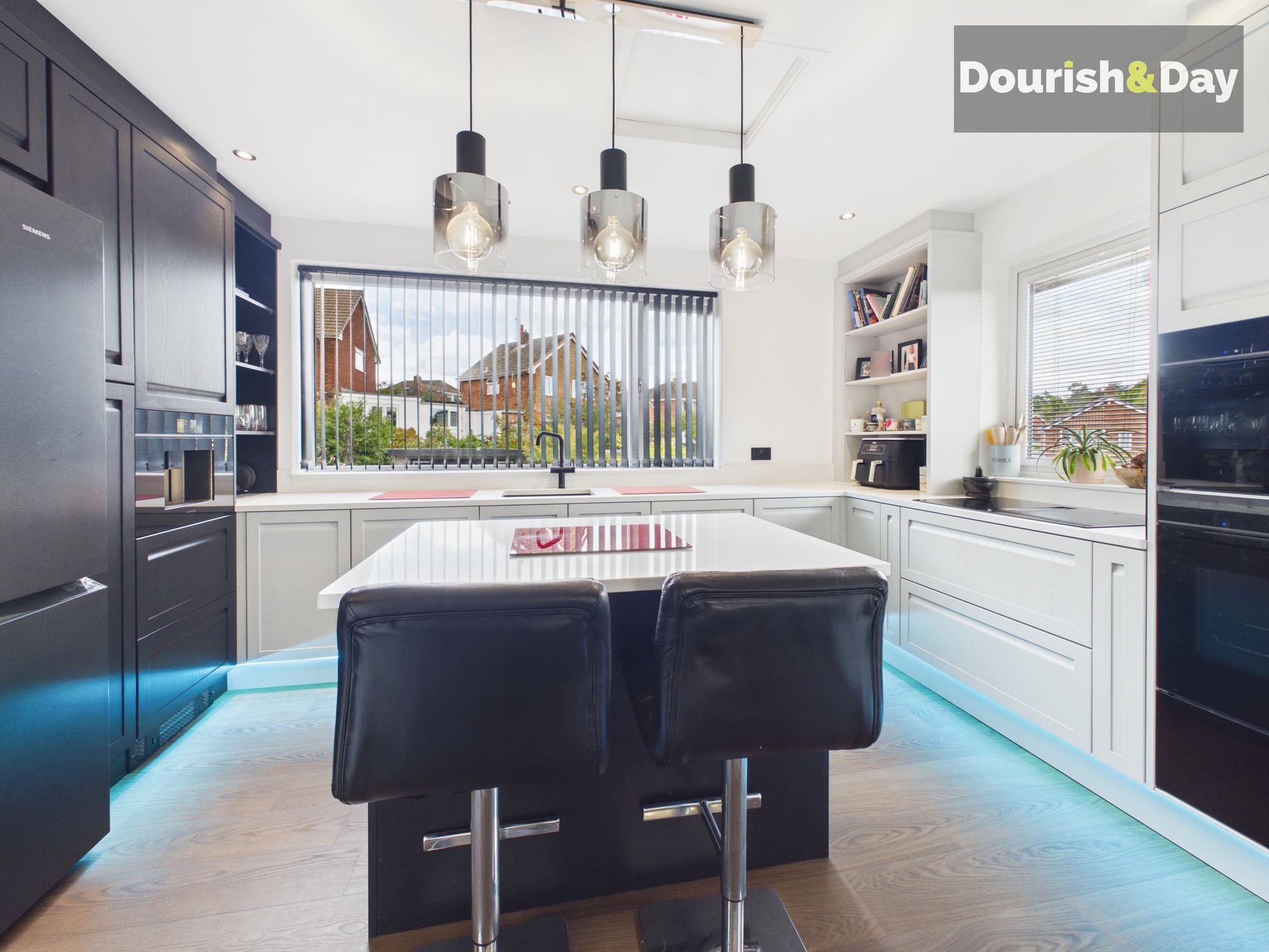 4 bed detached house for sale in Fairview Way, Stafford, ST17 - Property Image 3