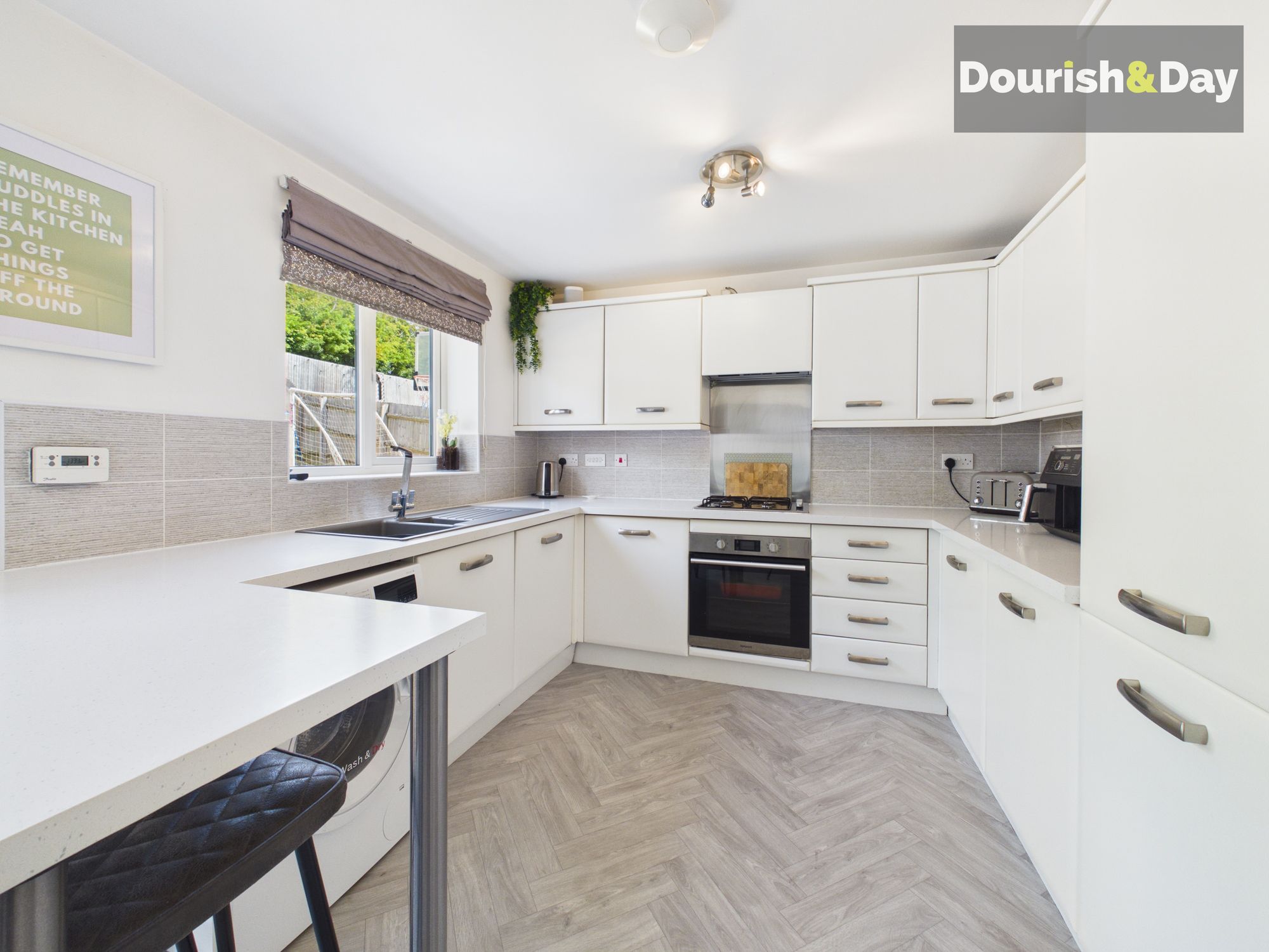 4 bed detached house for sale in Elizabeth Gardens, Hixon, ST18  - Property Image 6