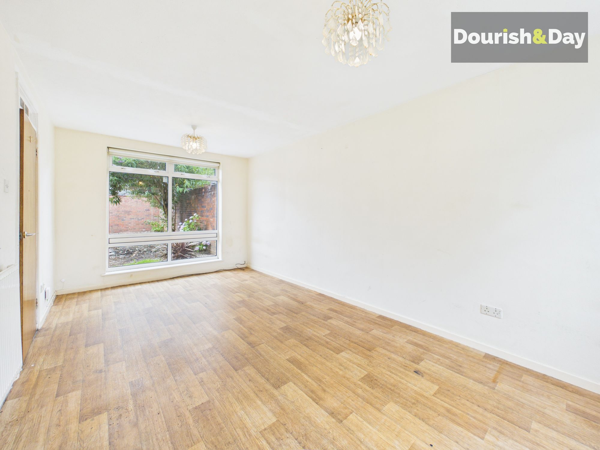 3 bed end of terrace house for sale in Maple Grove, Stafford, ST17 - Property Image 2