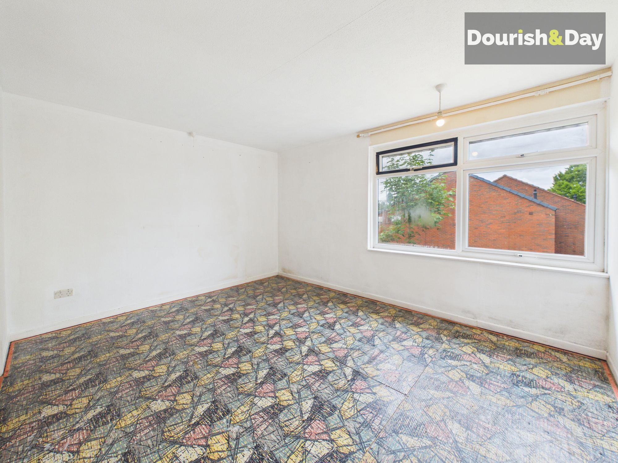3 bed end of terrace house for sale in Maple Grove, Stafford, ST17 - Property Image 11