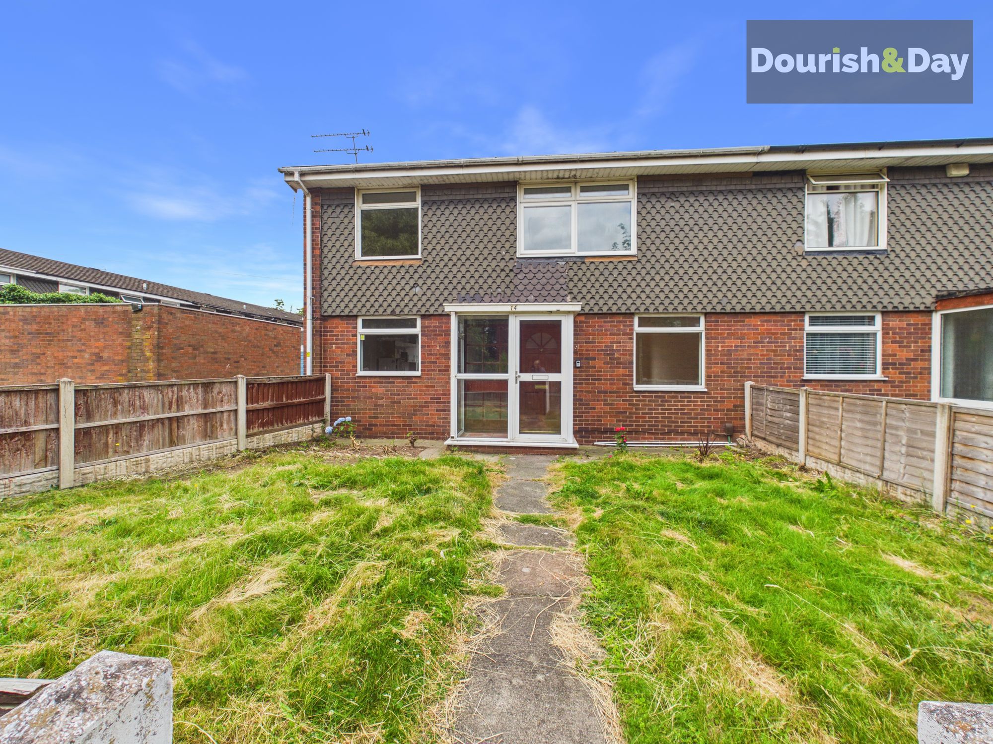 3 bed end of terrace house for sale in Maple Grove, Stafford, ST17 - Property Image 1
