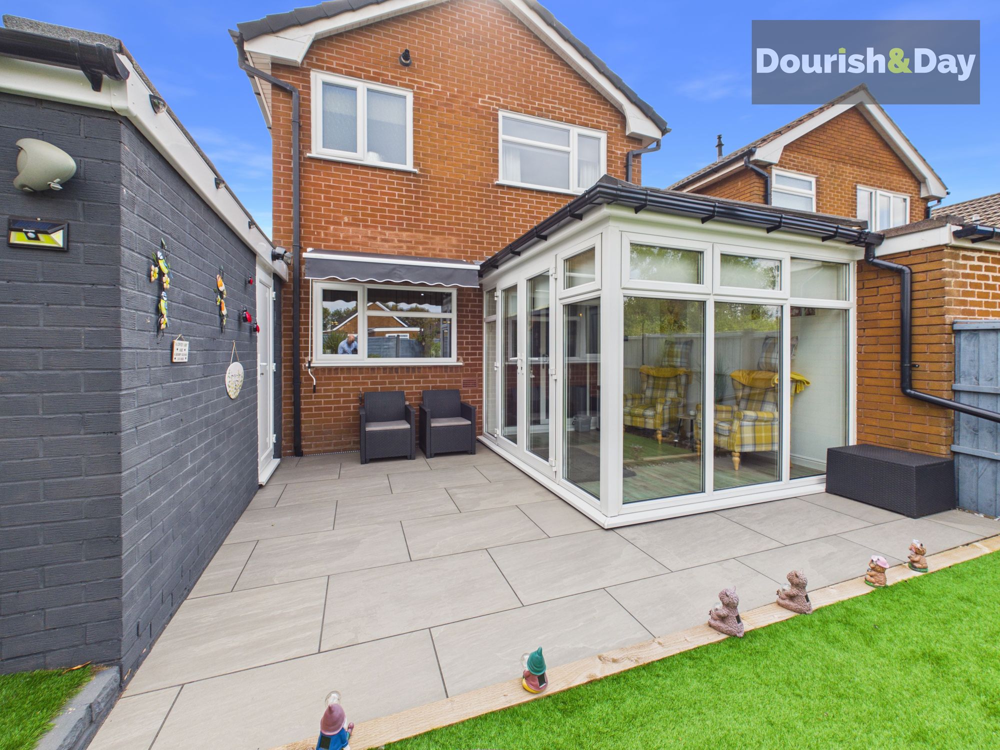 3 bed detached house for sale in Cameo Way, Stafford, ST16  - Property Image 7
