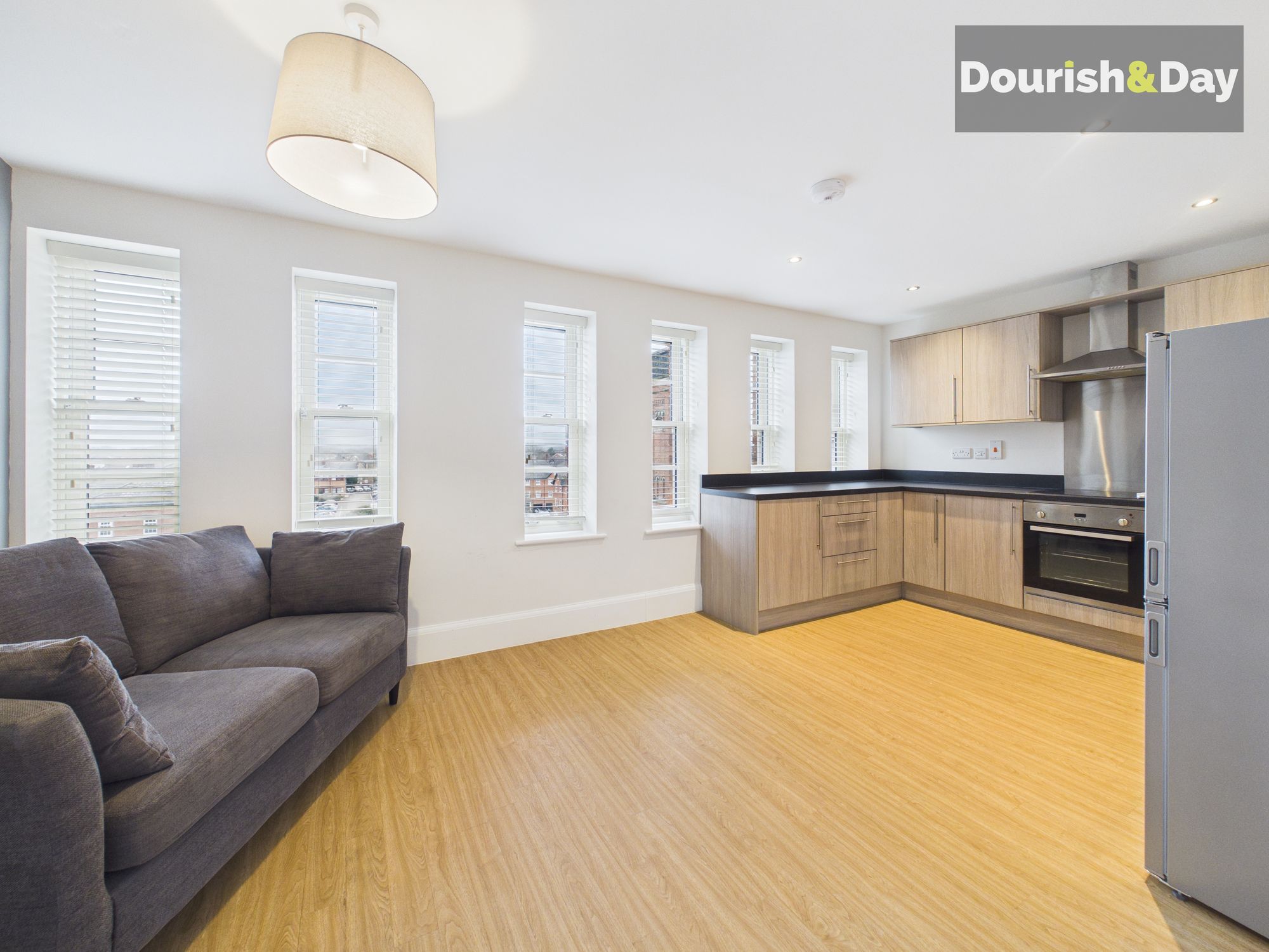 1 bed flat for sale in St. Georges Parkway, Stafford, ST16 - Property Image 2