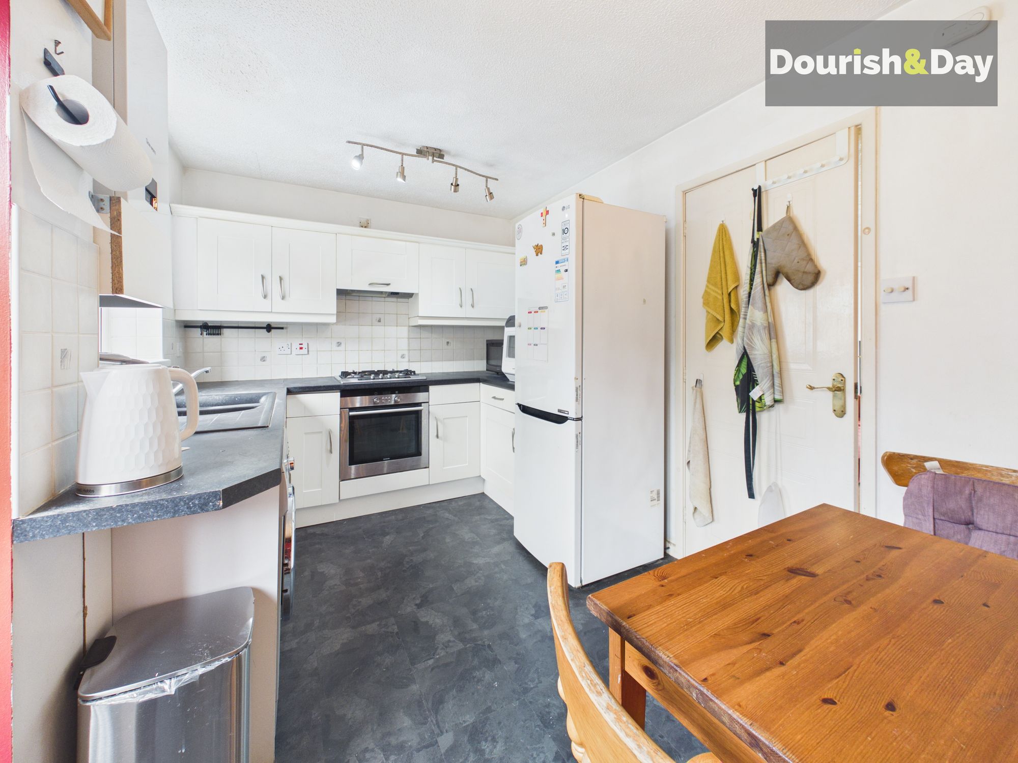 2 bed terraced house for sale in Edwards Drive, Stafford, ST16 - Property Image 8