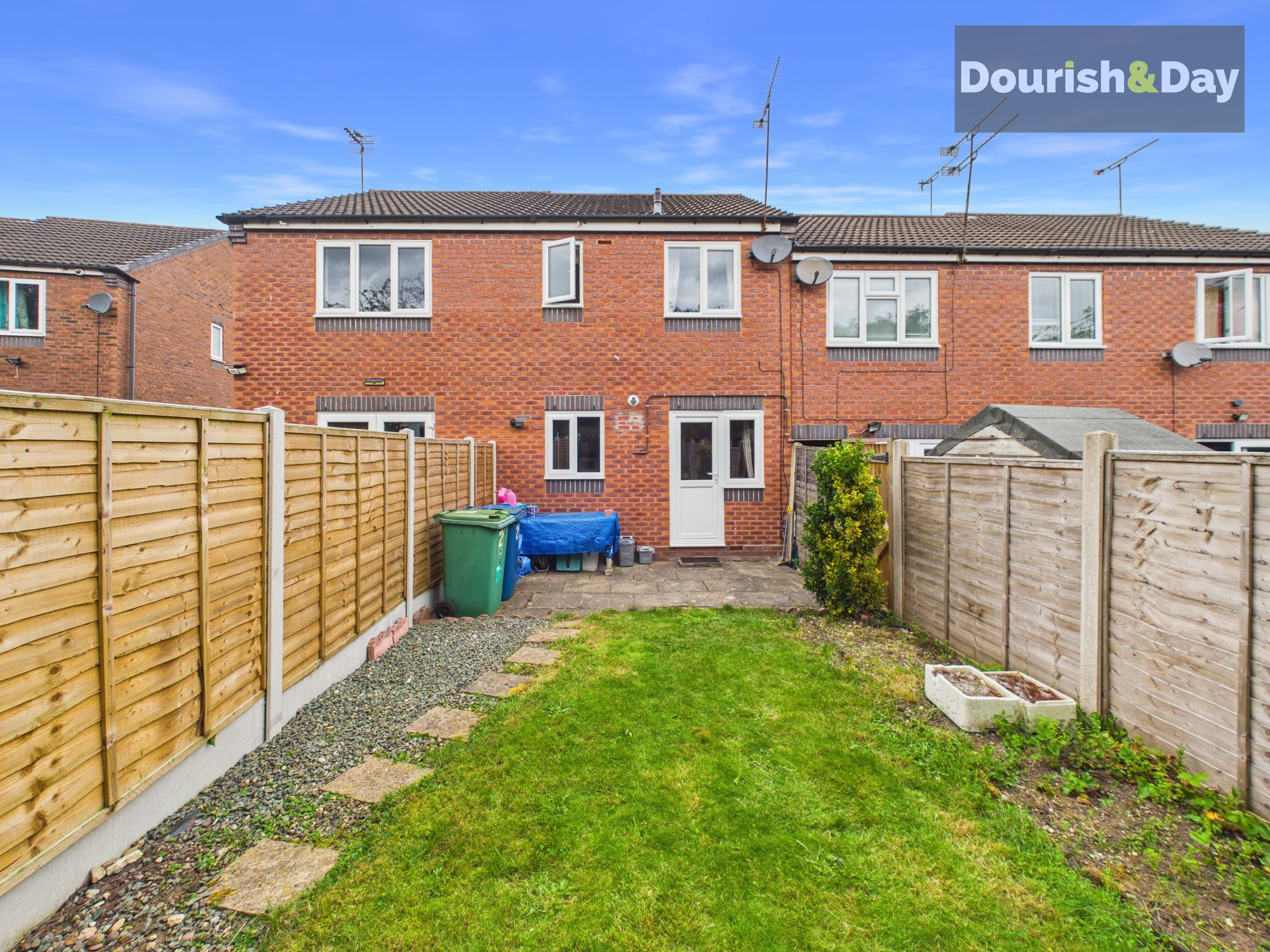 2 bed terraced house for sale in Edwards Drive, Stafford, ST16 - Property Image 4