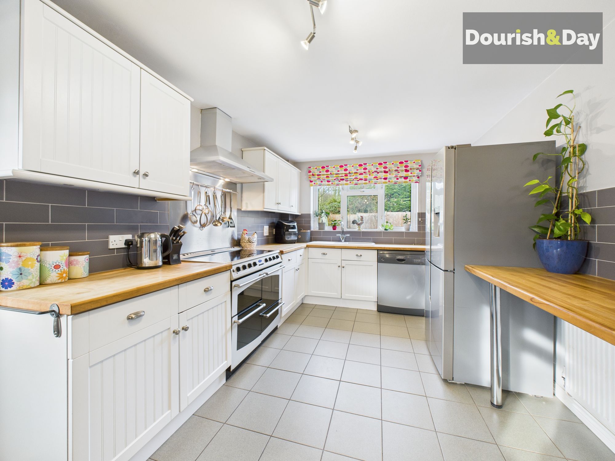 4 bed detached house for sale in Roman Way, Hinstock, TF9 - Property Image 3