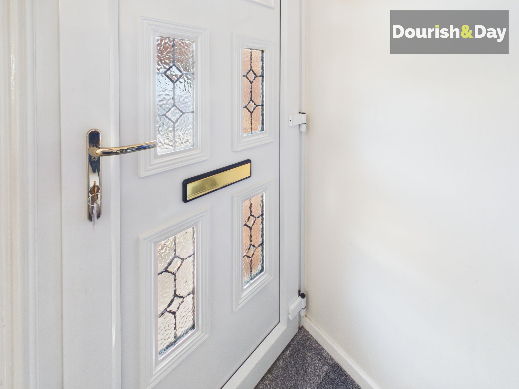 2 bed detached bungalow for sale in Delamere Lane, Stafford, ST17 - Property Image 5