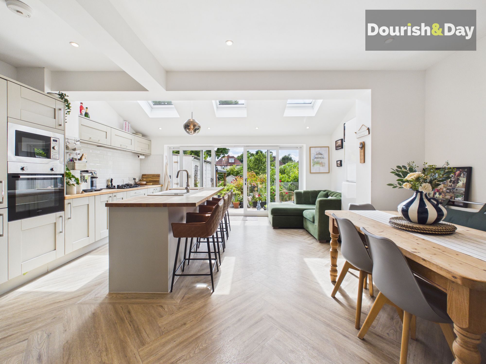3 bed detached house for sale in Highfield Grove, Stafford, ST17  - Property Image 9