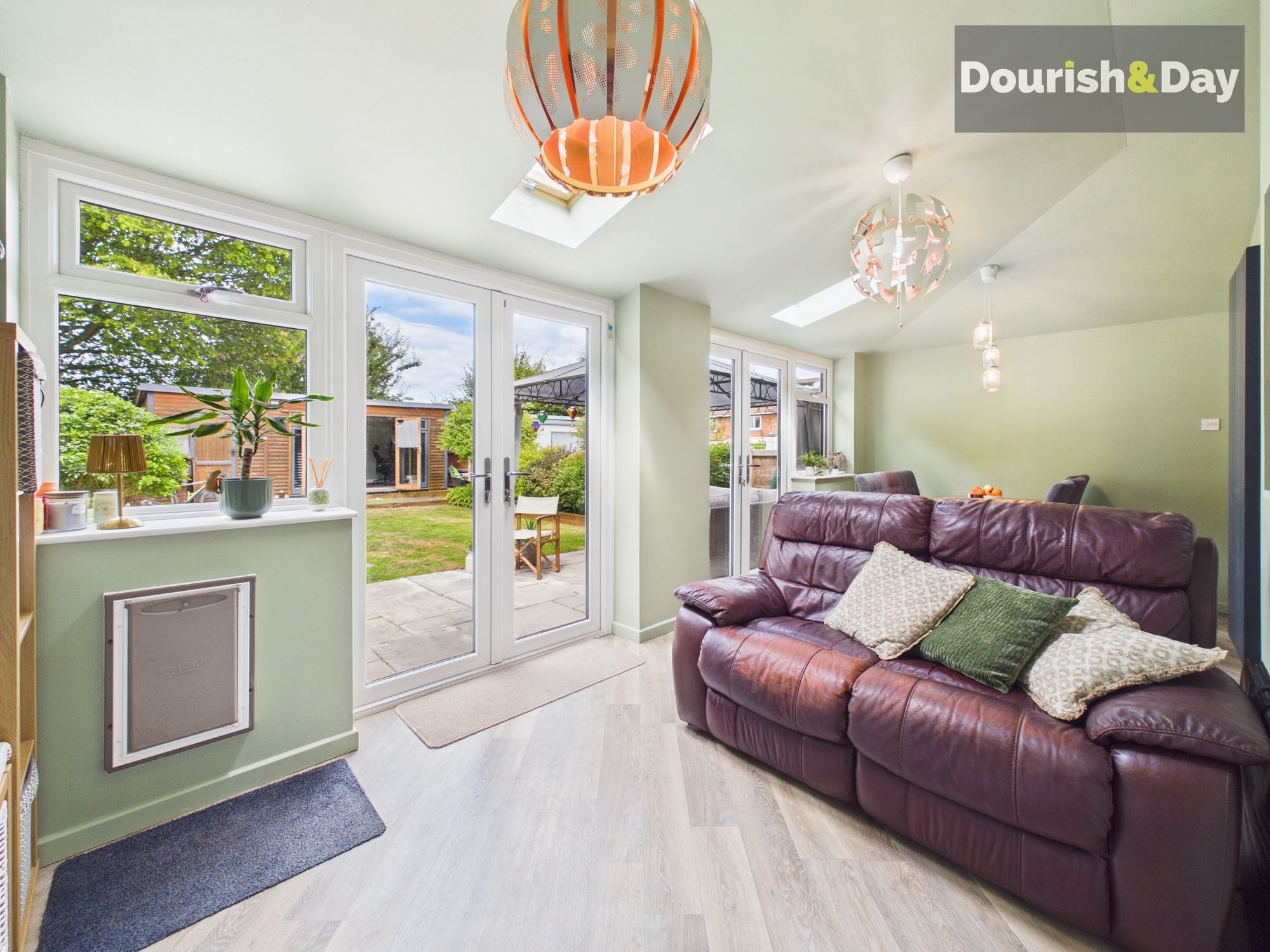 3 bed terraced house for sale in Oxbarn Road, Stafford, ST17 - Property Image 7