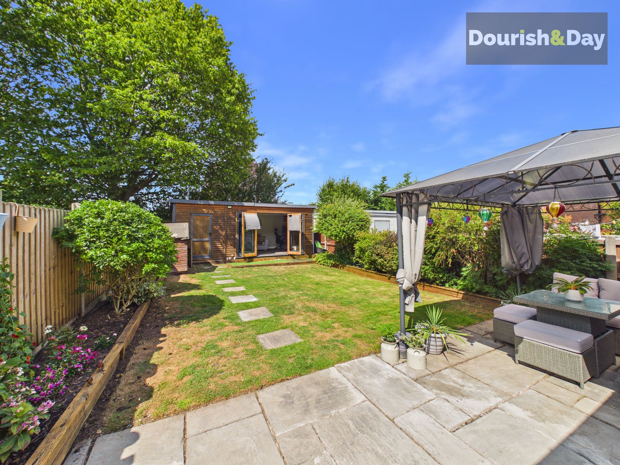 3 bed terraced house for sale in Oxbarn Road, Stafford, ST17 - Property Image 14