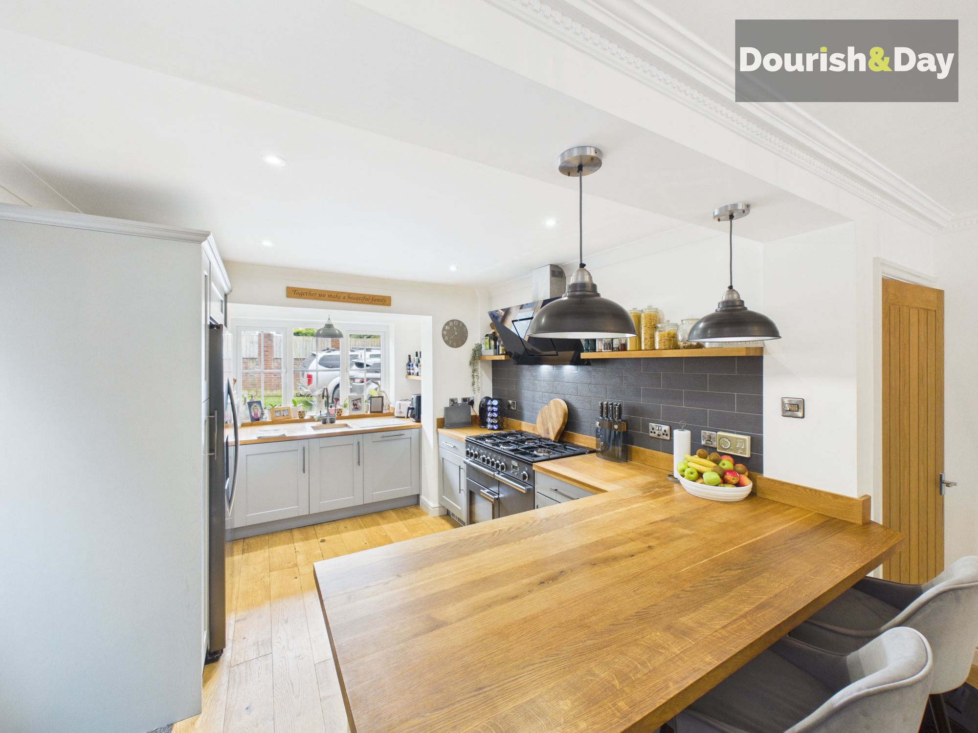 3 bed detached house for sale in Market Place, Hampton, SY14 - Property Image 10