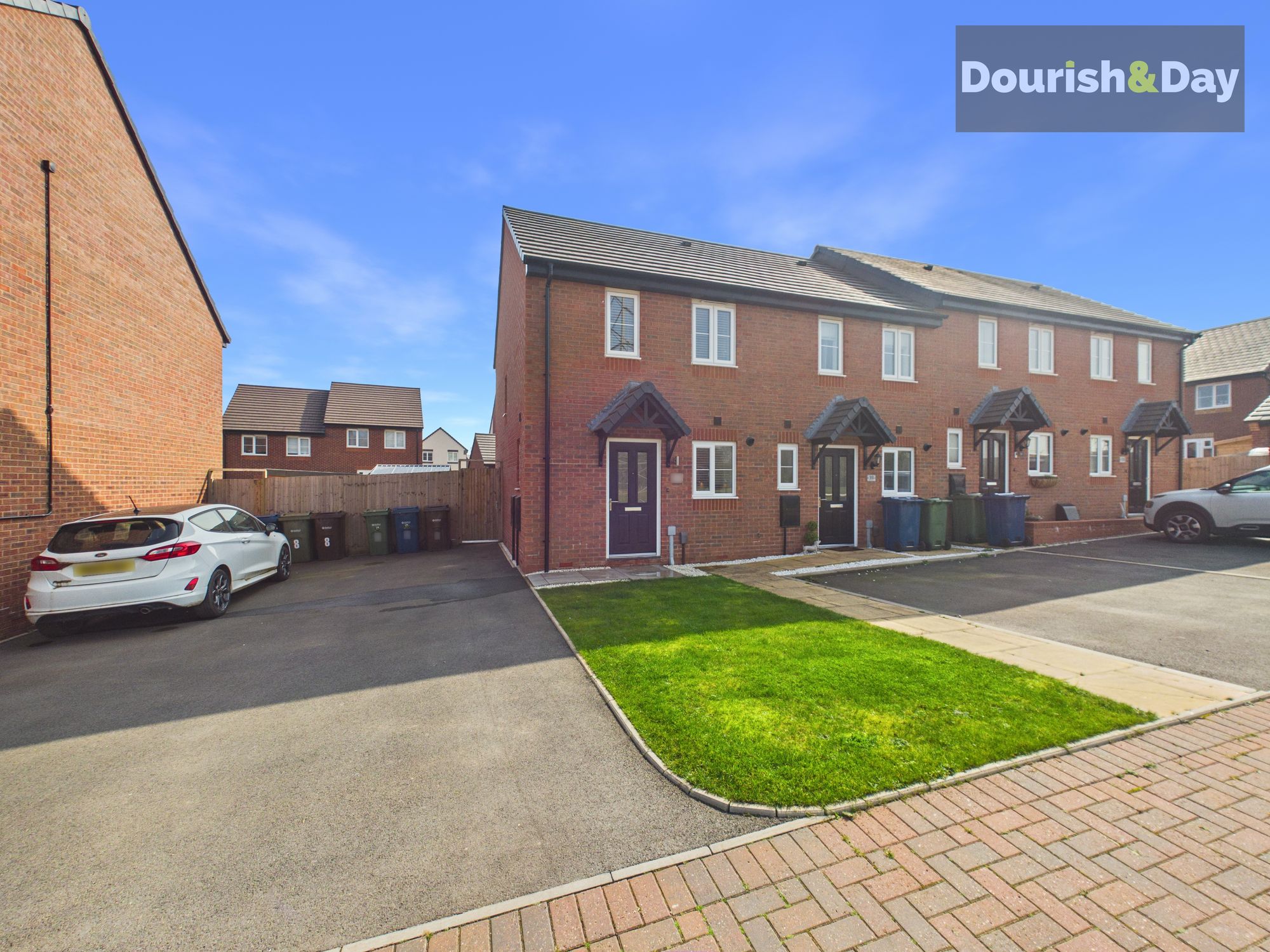 2 bed end of terrace house for sale in Portchester Lane, Stafford, ST16