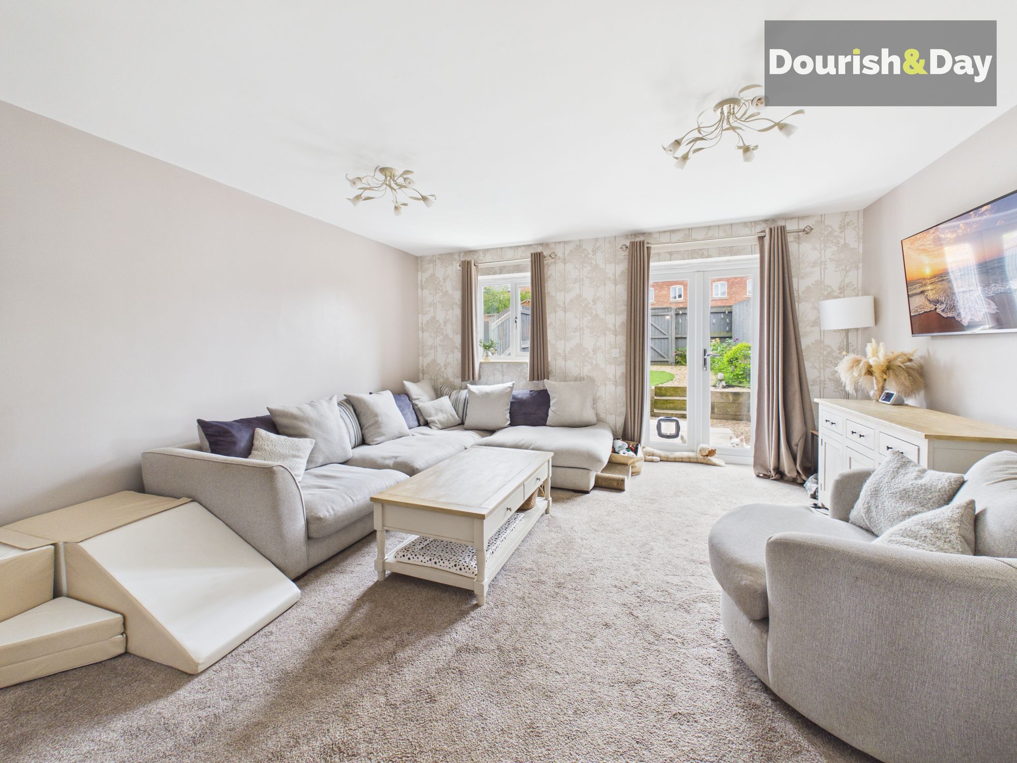 3 bed terraced house for sale in Marley Grove, Whitchurch, SY13  - Property Image 2