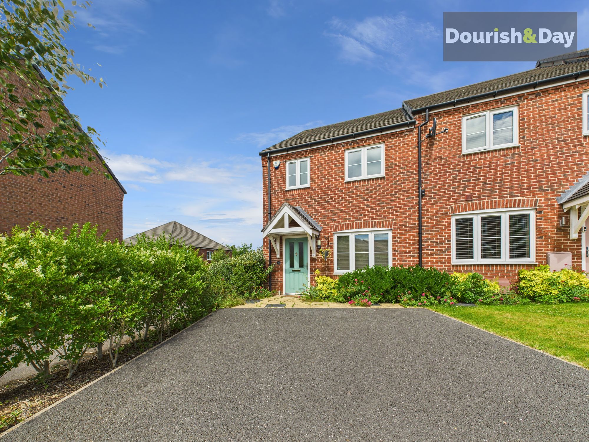 3 bed end of terrace house for sale in Devereux Gardens, Great Haywood, ST18 - Property Image 12