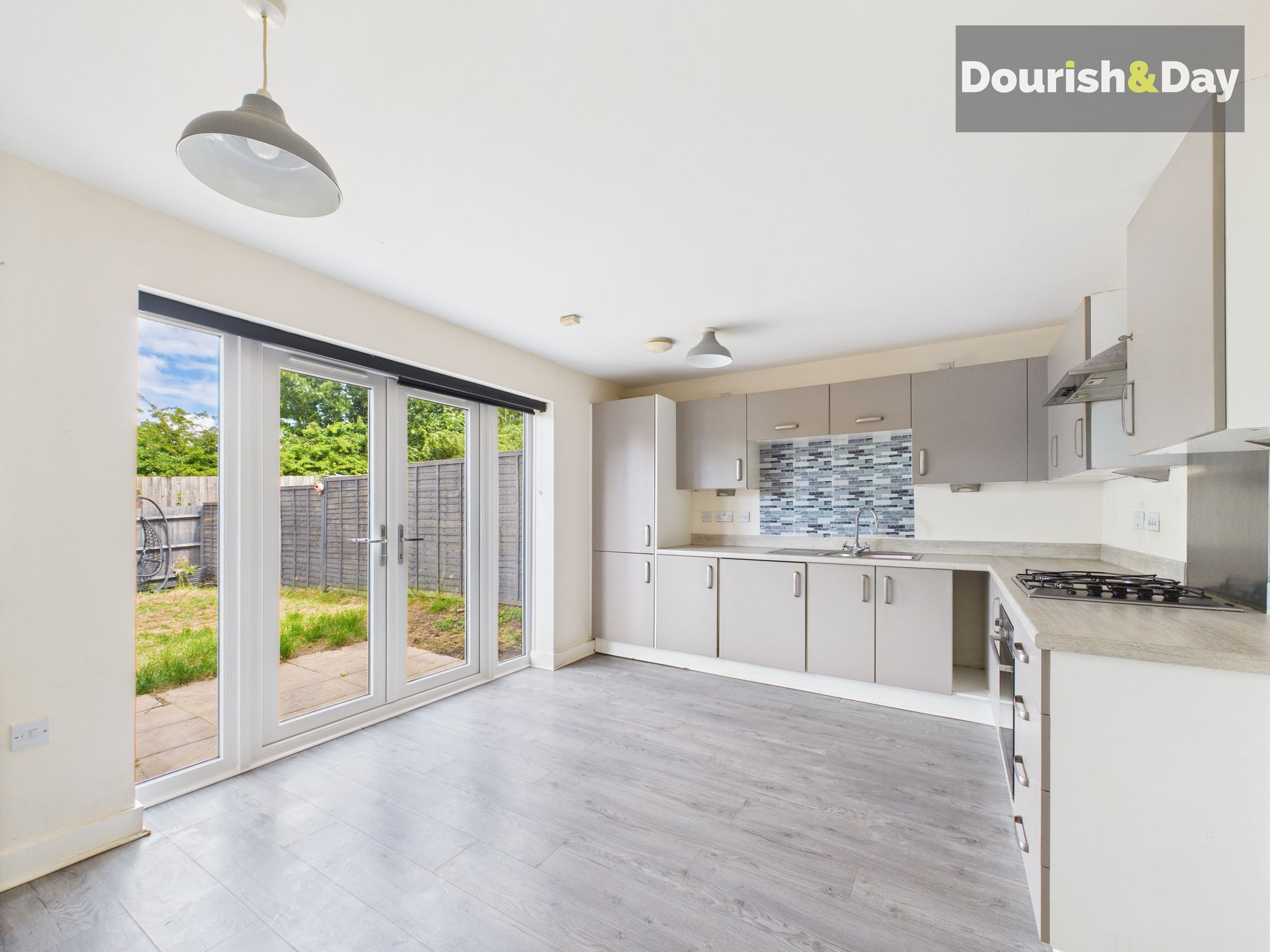 3 bed end of terrace house for sale in Devereux Gardens, Great Haywood, ST18 - Property Image 2