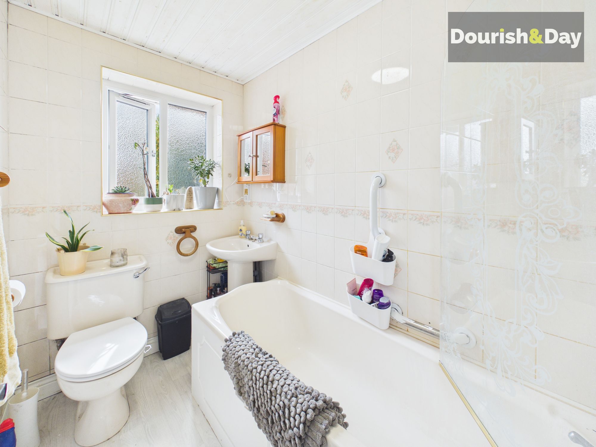 2 bed semi-detached house for sale in Bretton Gardens, Wolverhampton, WV10 - Property Image 10