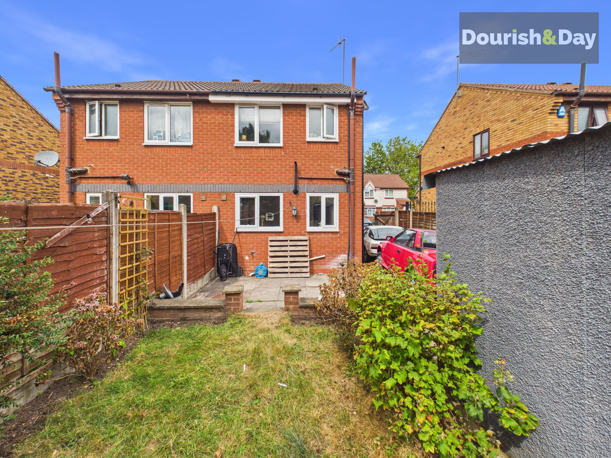 2 bed semi-detached house for sale in Bretton Gardens, Wolverhampton, WV10 - Property Image 13