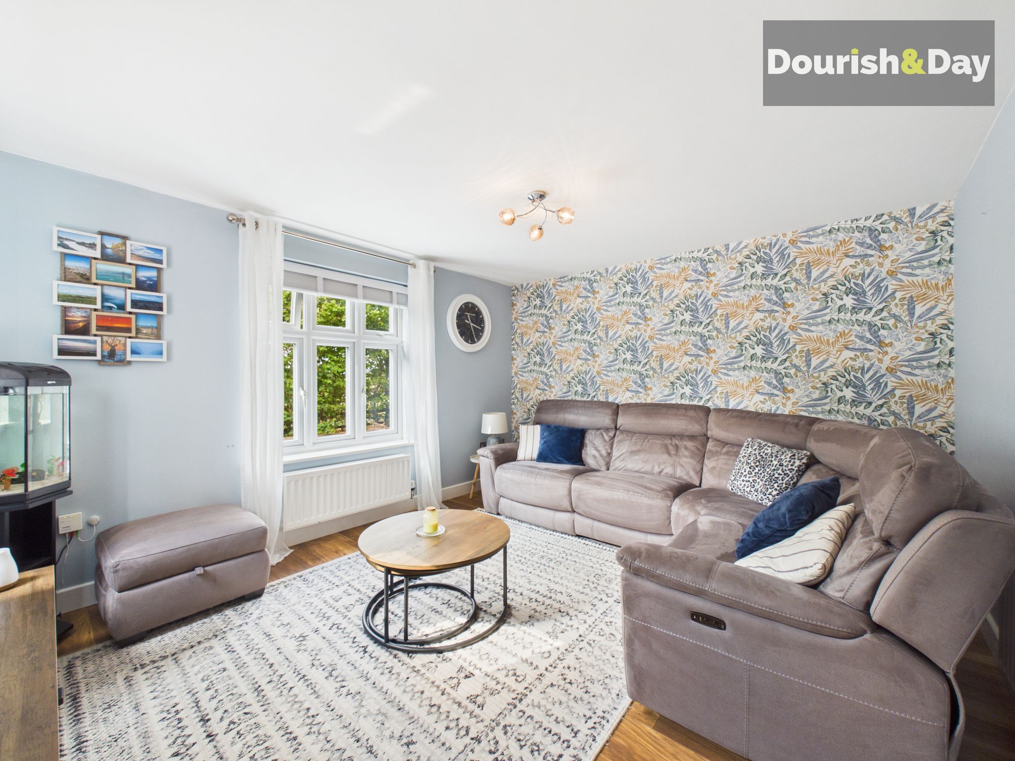 4 bed detached house for sale in Warwick Rogers Close, Market Drayton, TF9 - Property Image 2
