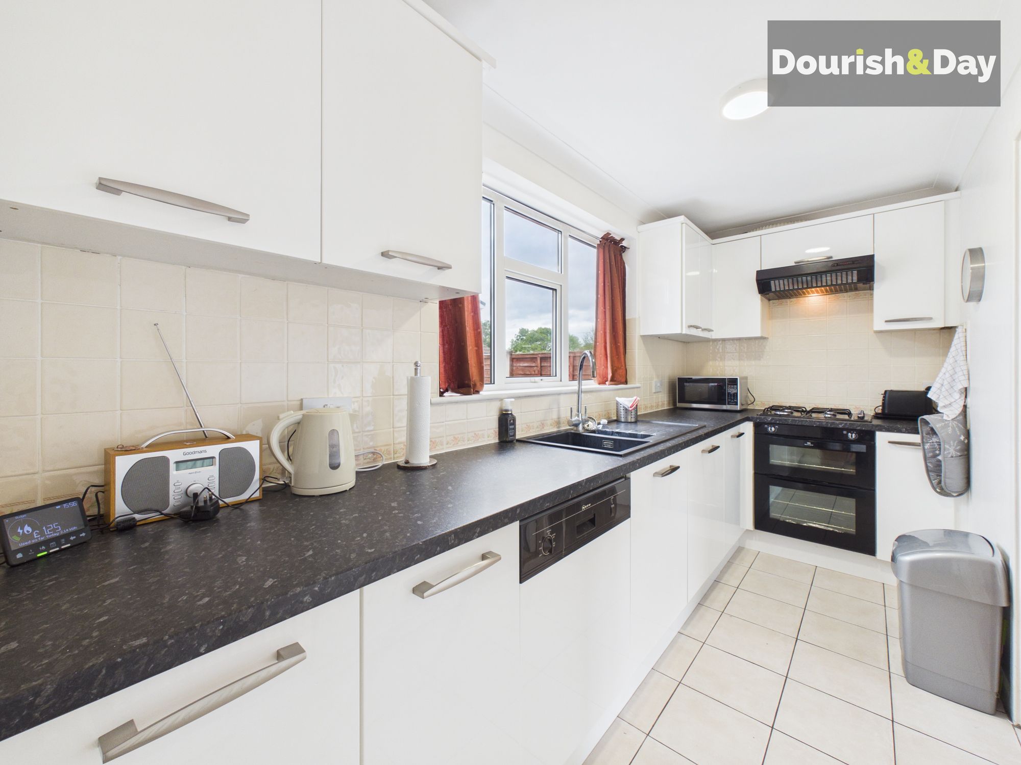 3 bed semi-detached house for sale in Deepdales, Stafford, ST17 - Property Image 8