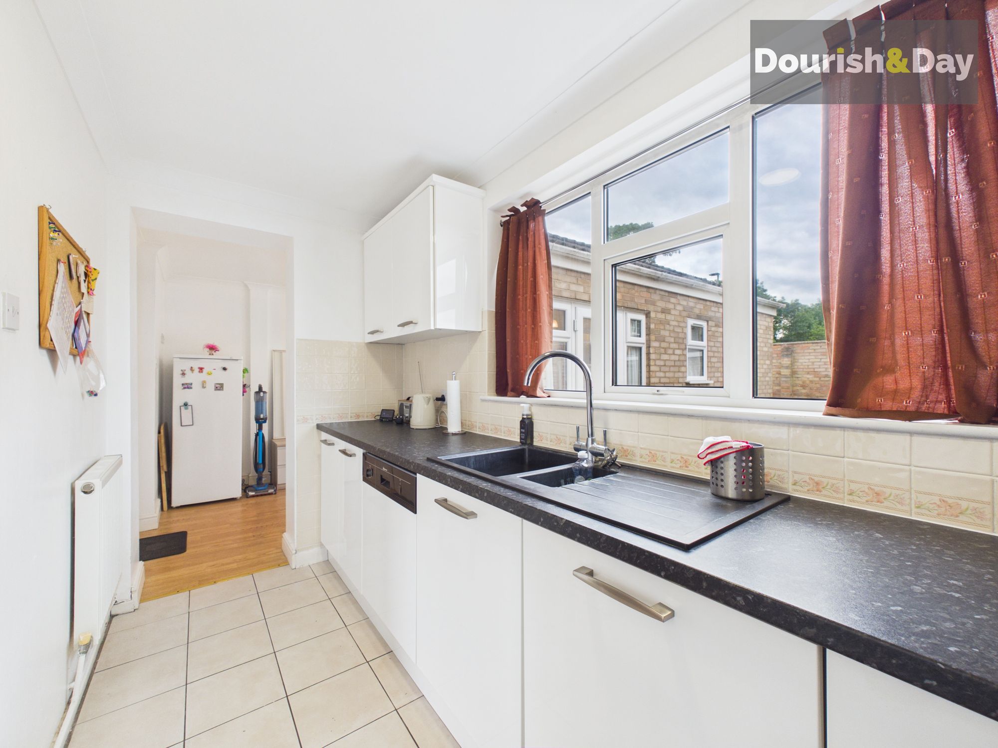 3 bed semi-detached house for sale in Deepdales, Stafford, ST17 - Property Image 9