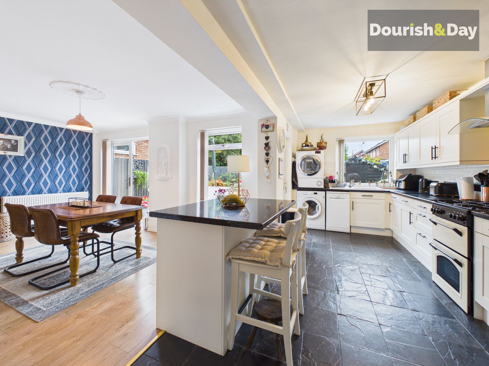 3 bed detached house for sale in Saxon Road, Penkridge, ST19  - Property Image 9