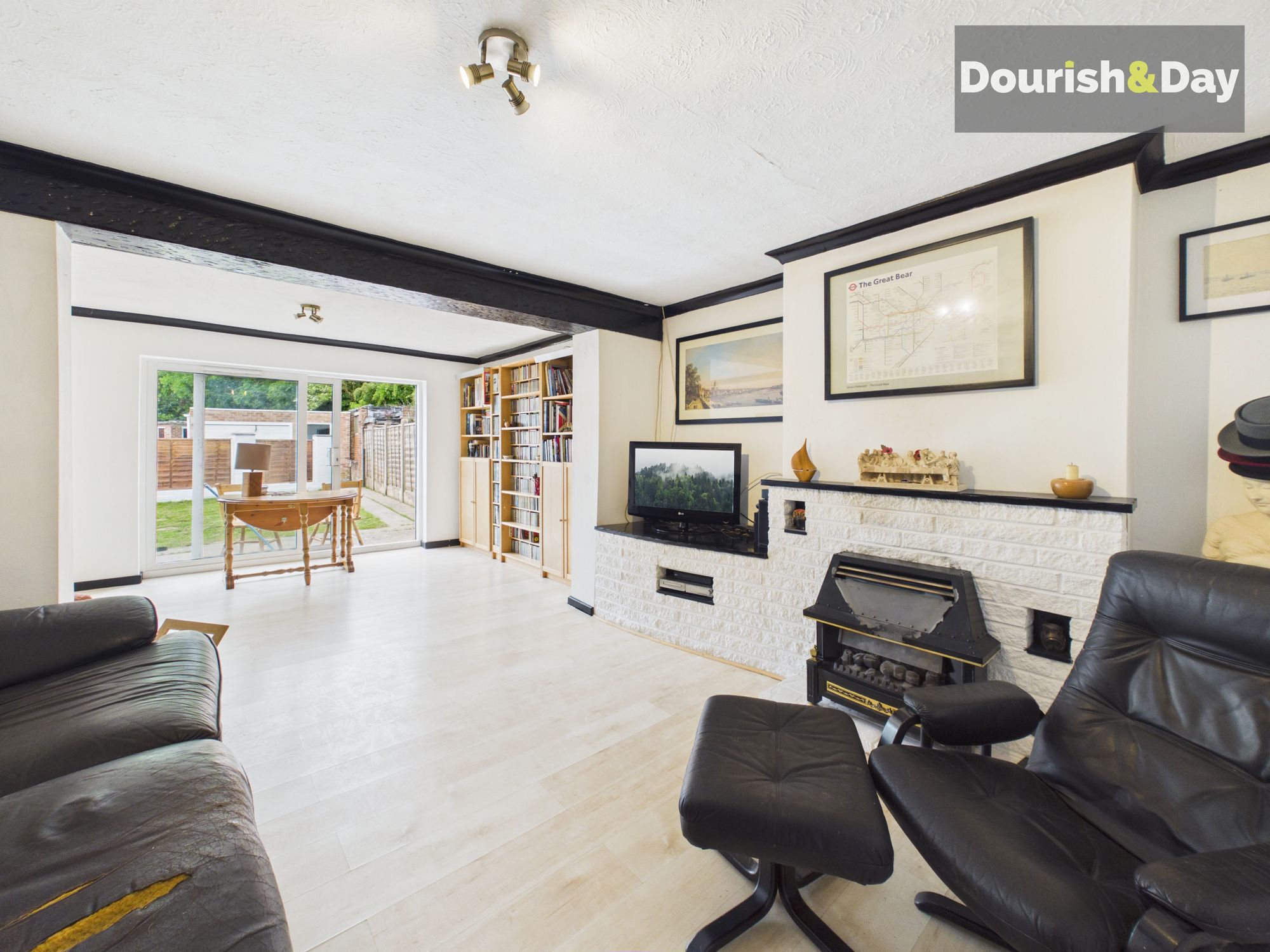 3 bed semi-detached house for sale in Southfields Close, Stafford, ST17 - Property Image 4