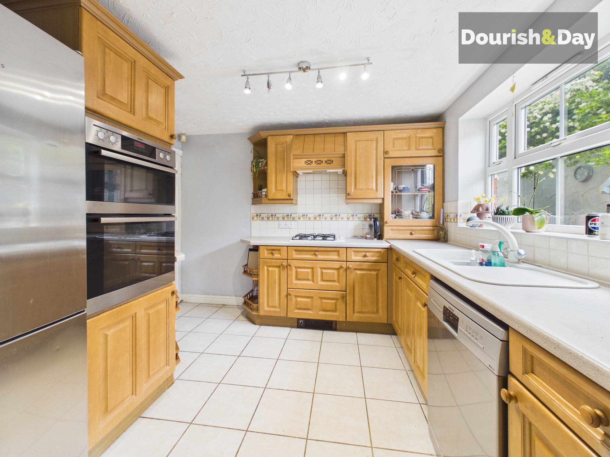 4 bed detached house for sale in Meadowcroft, Whitchurch, SY13 - Property Image 4