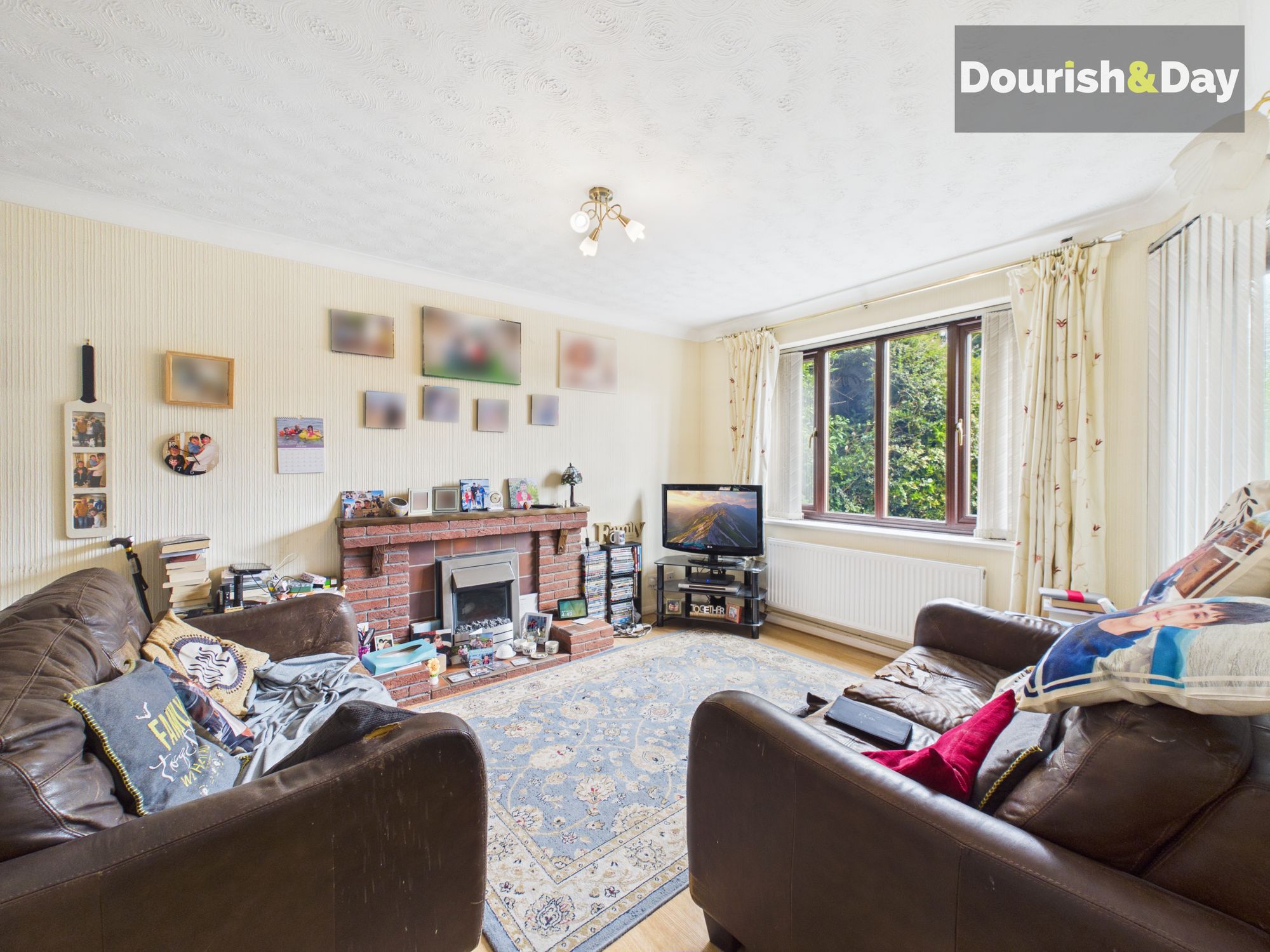 4 bed detached house for sale in Parsons Drive, Gnosall, ST20 - Property Image 2