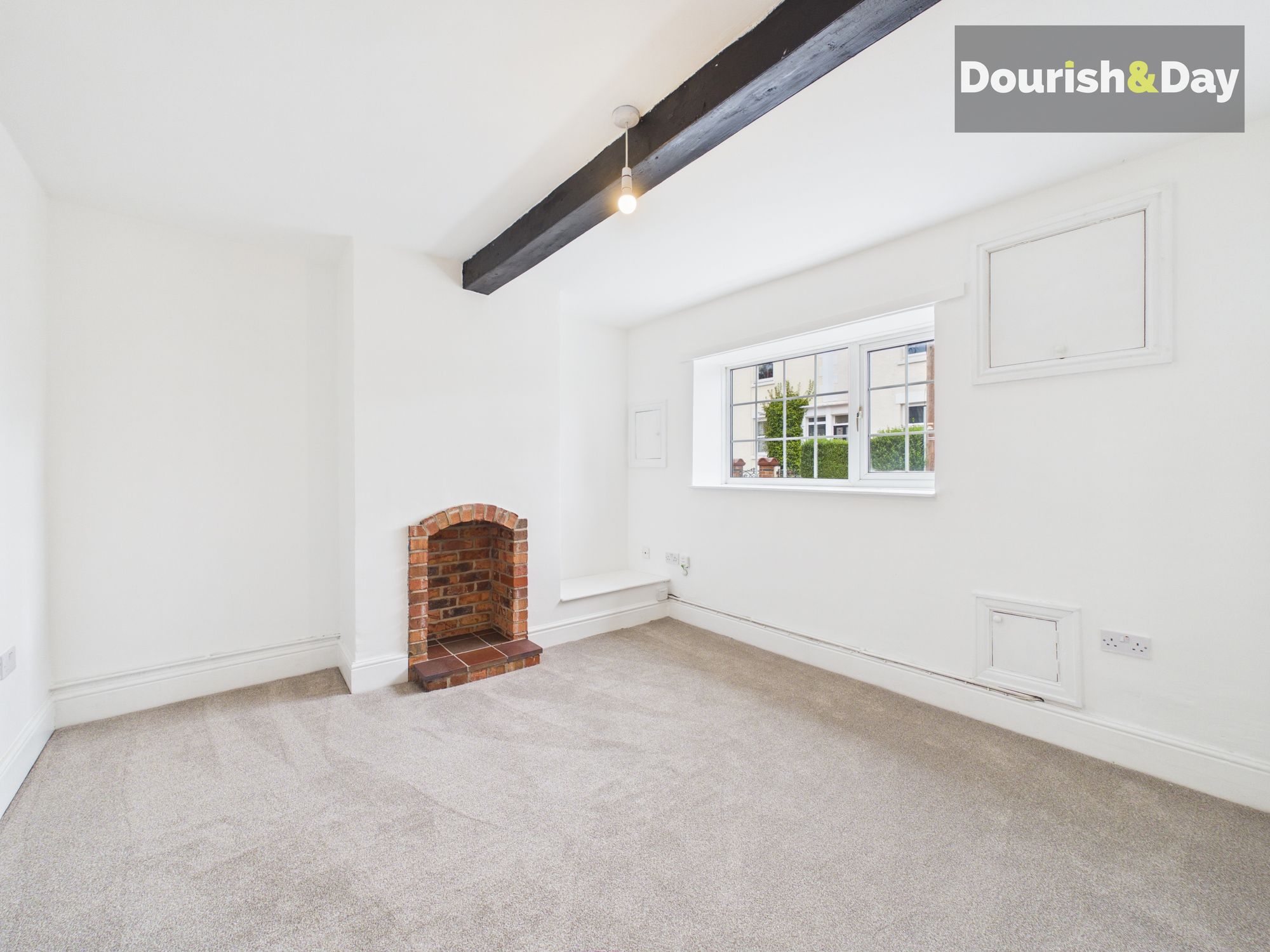 2 bed terraced house for sale in Castle Street, Stafford, ST16  - Property Image 2