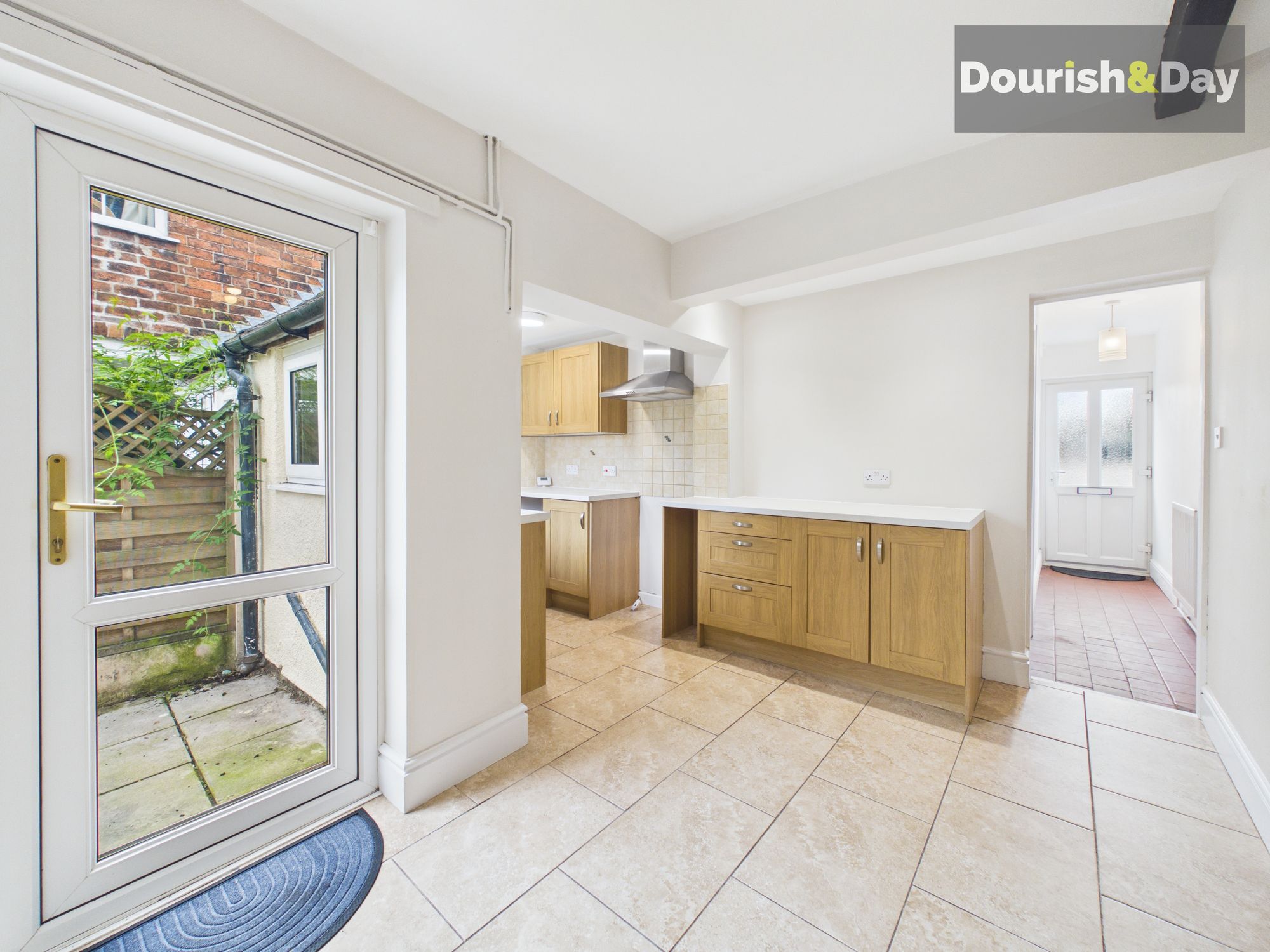 2 bed terraced house for sale in Castle Street, Stafford, ST16  - Property Image 5