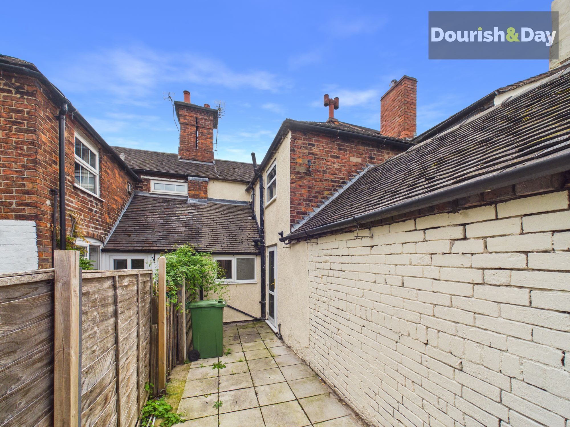 2 bed terraced house for sale in Castle Street, Stafford, ST16  - Property Image 12