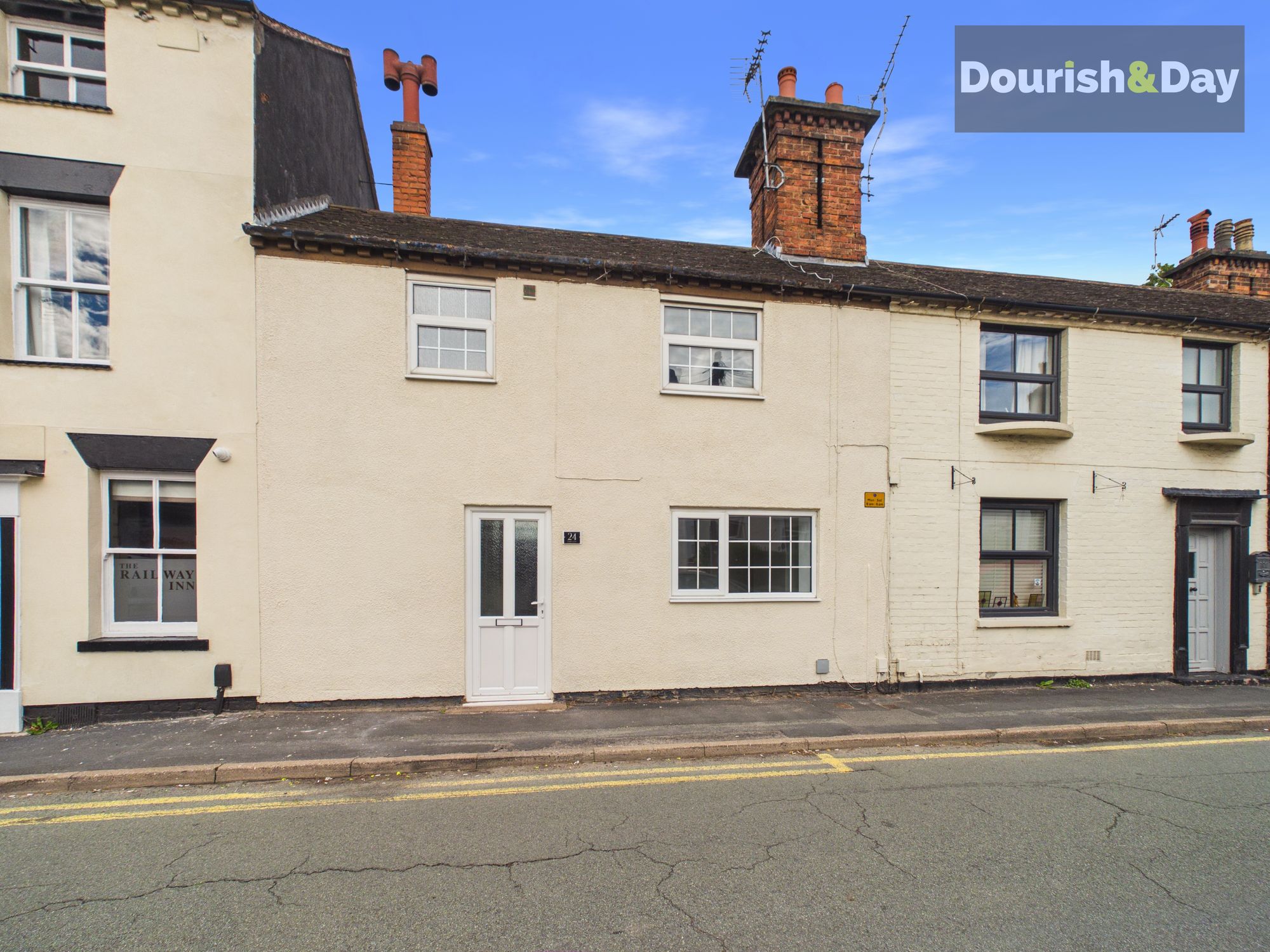 2 bed terraced house for sale in Castle Street, Stafford, ST16  - Property Image 1