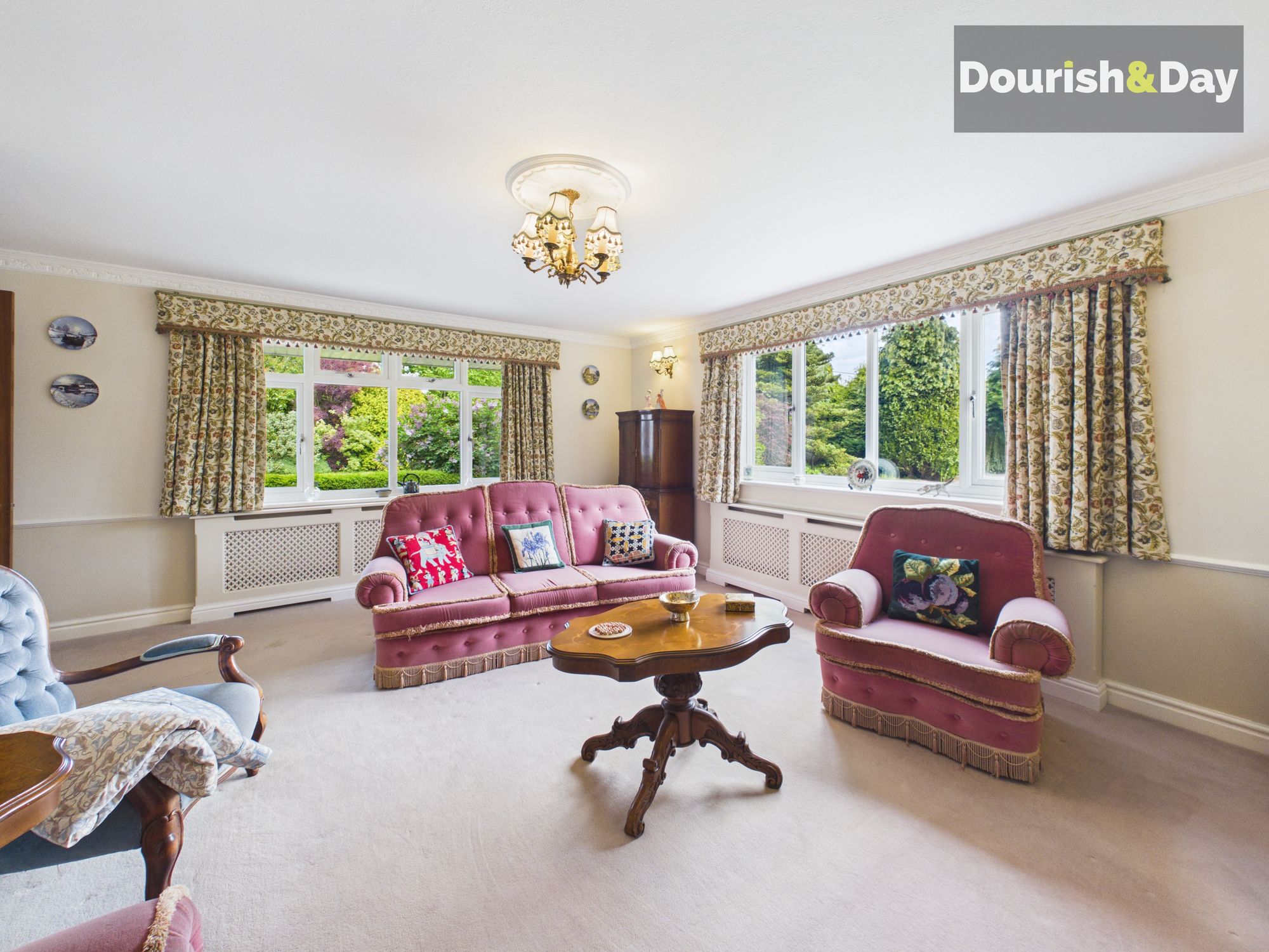 4 bed detached house for sale in Kings Road, Calf Heath, WV10 - Property Image 8