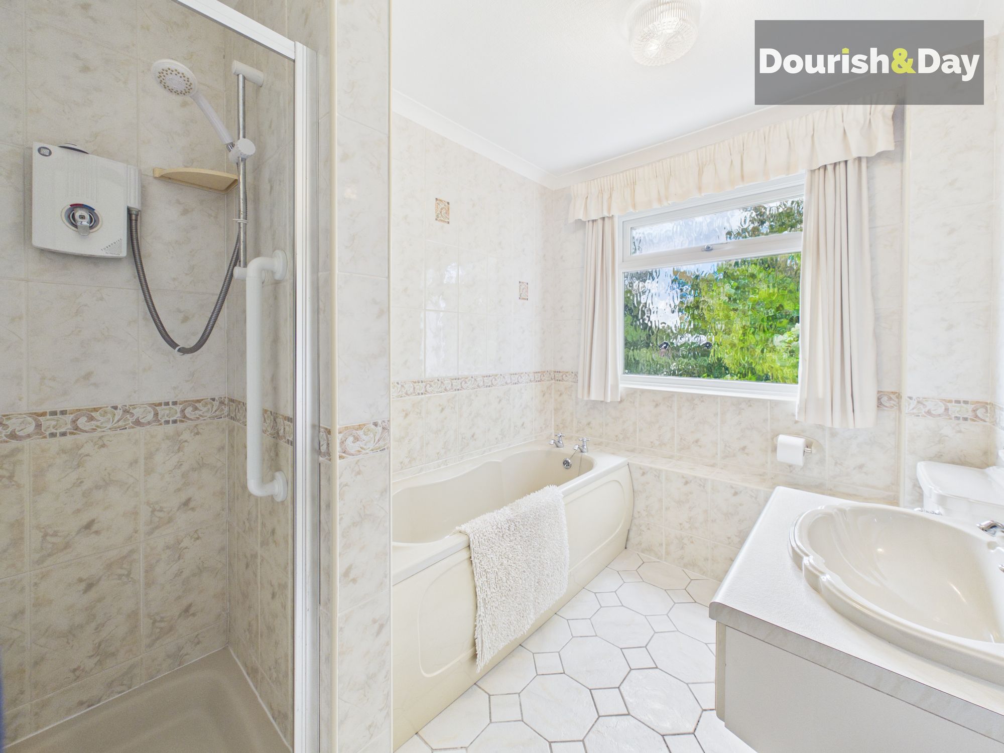4 bed detached house for sale in Kings Road, Calf Heath, WV10 - Property Image 20