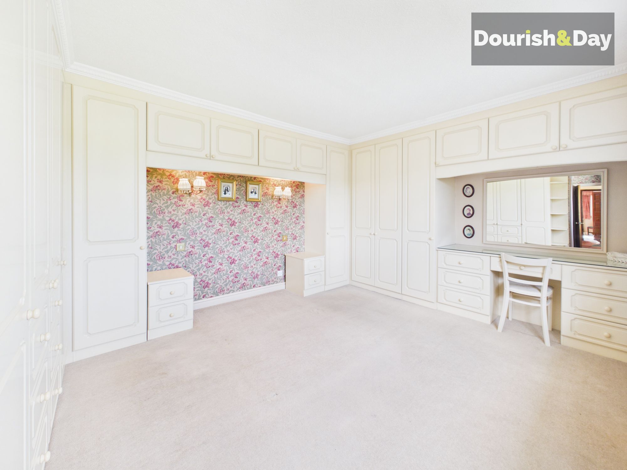 4 bed detached house for sale in Kings Road, Calf Heath, WV10 - Property Image 19
