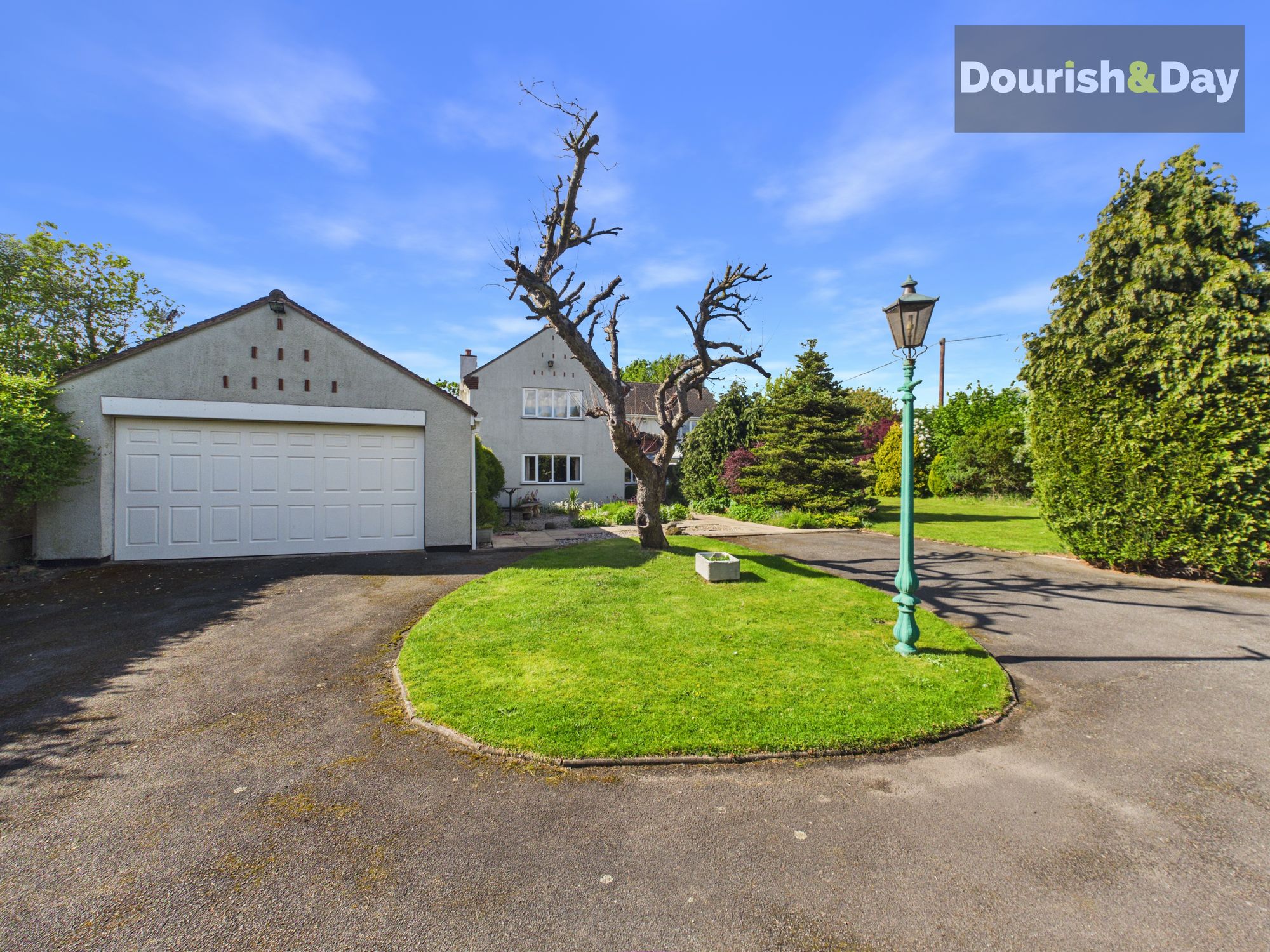 4 bed detached house for sale in Kings Road, Calf Heath, WV10