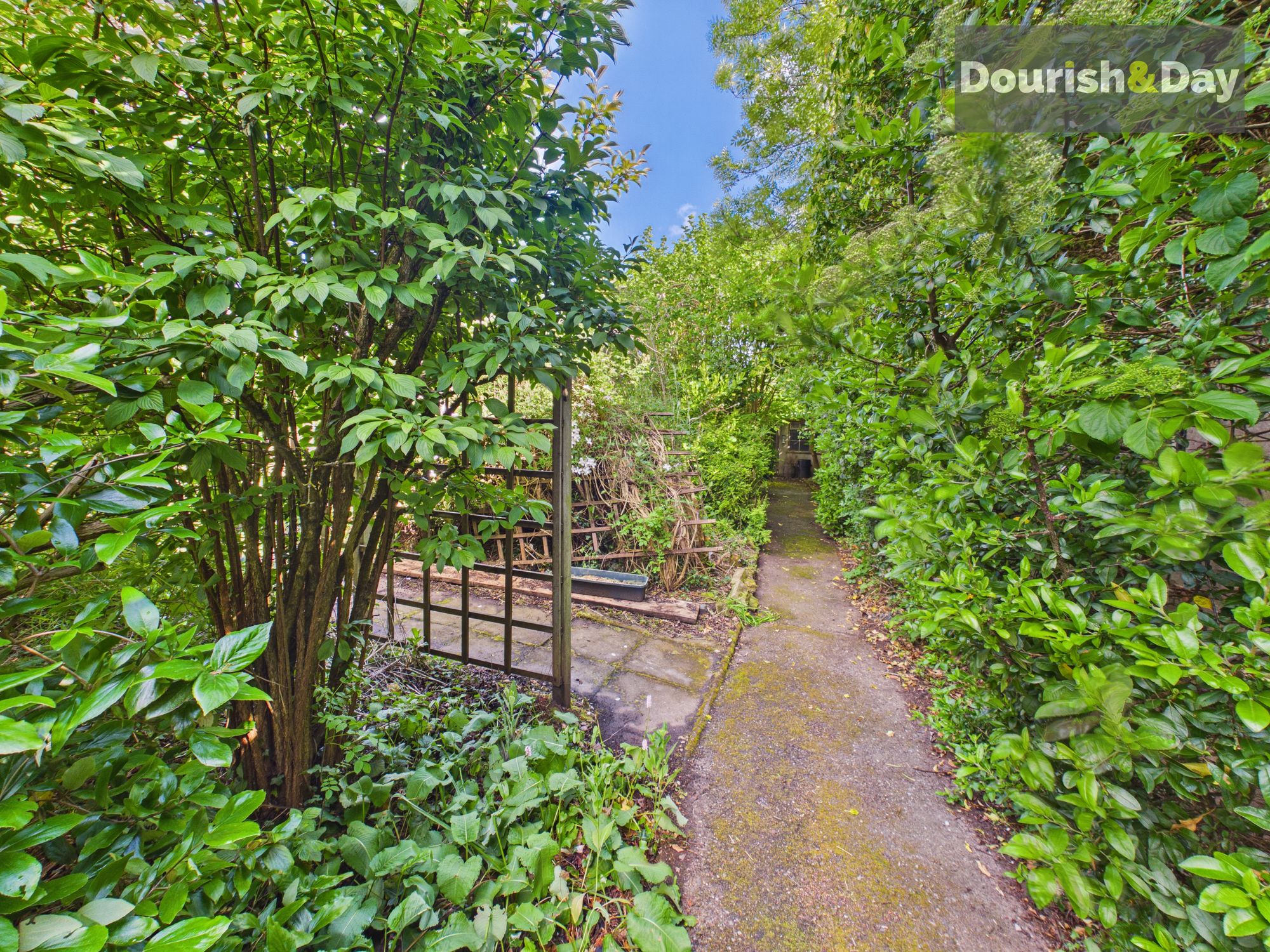4 bed detached house for sale in Kings Road, Calf Heath, WV10 - Property Image 34