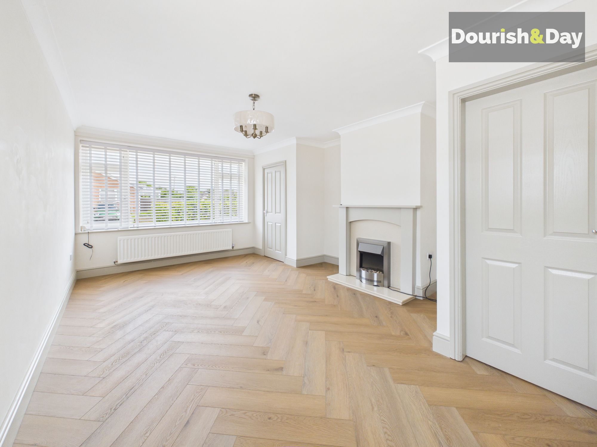 3 bed detached bungalow for sale in Moreton Street, Prees, SY13 - Property Image 2