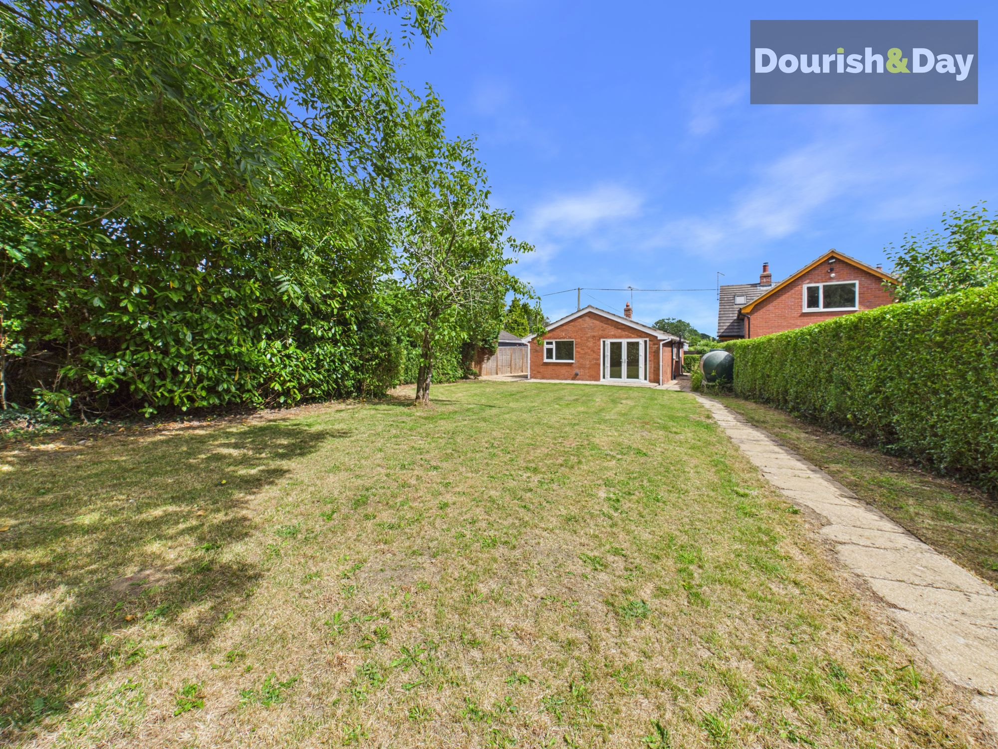 3 bed detached bungalow for sale in Moreton Street, Prees, SY13 - Property Image 6