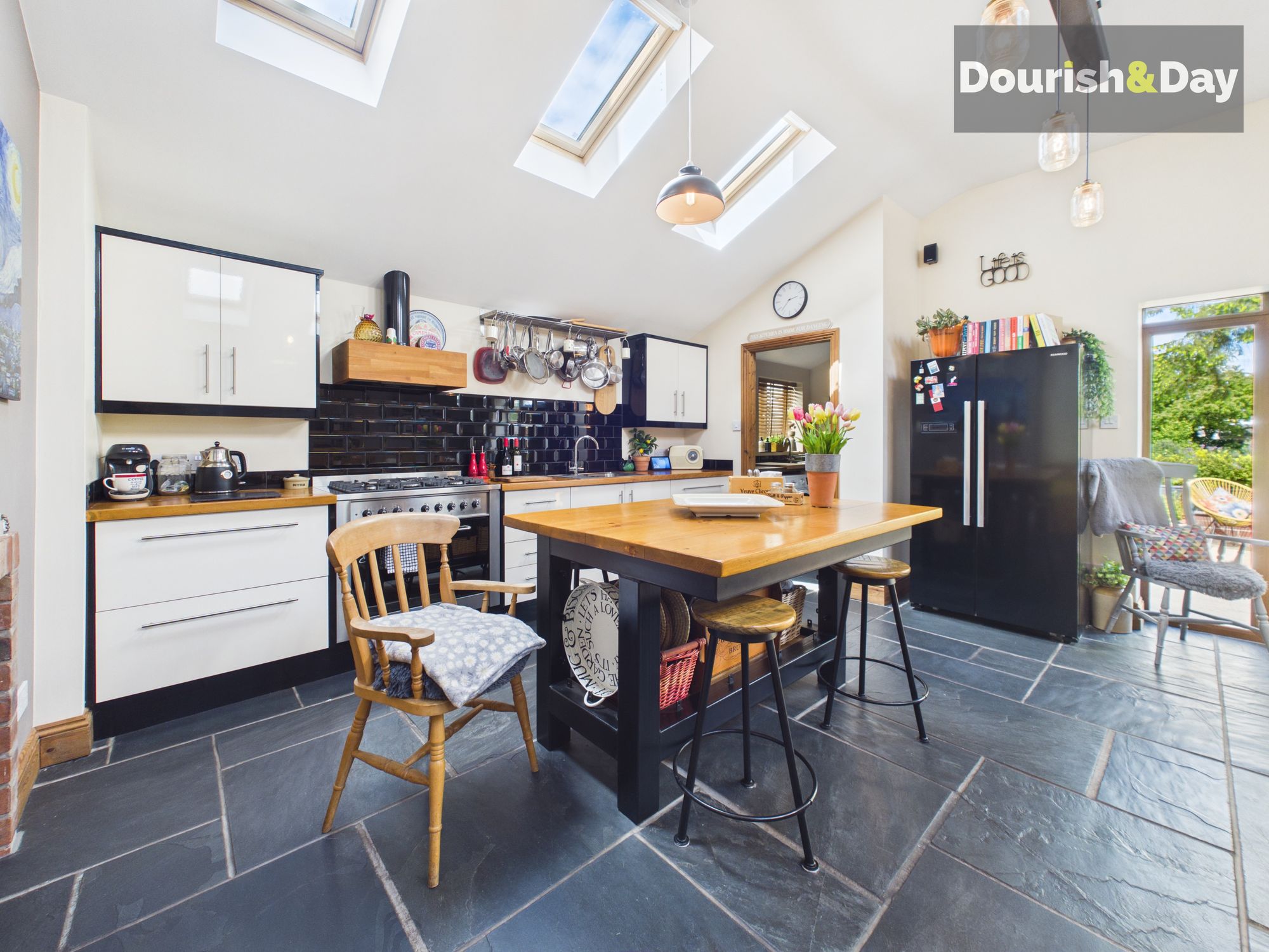 3 bed semi-detached house for sale in Eccleshall Road, Stafford, ST16  - Property Image 8