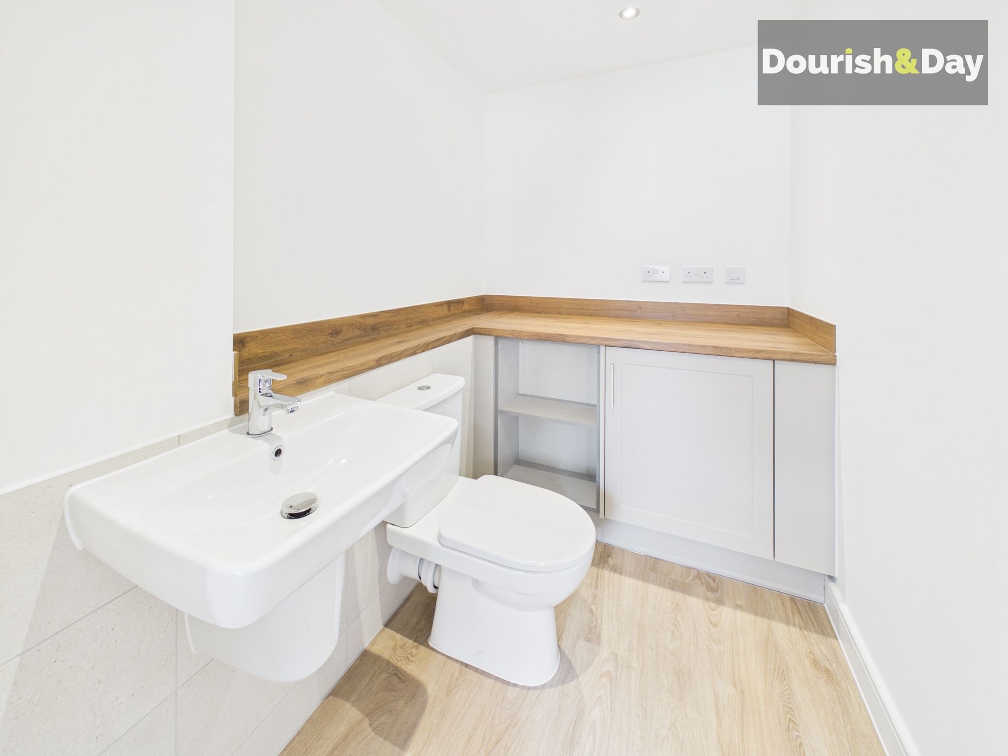 2 bed mid-terraced house to rent in Lewes Drive, Staffordshire, ST16 - Property Image 7