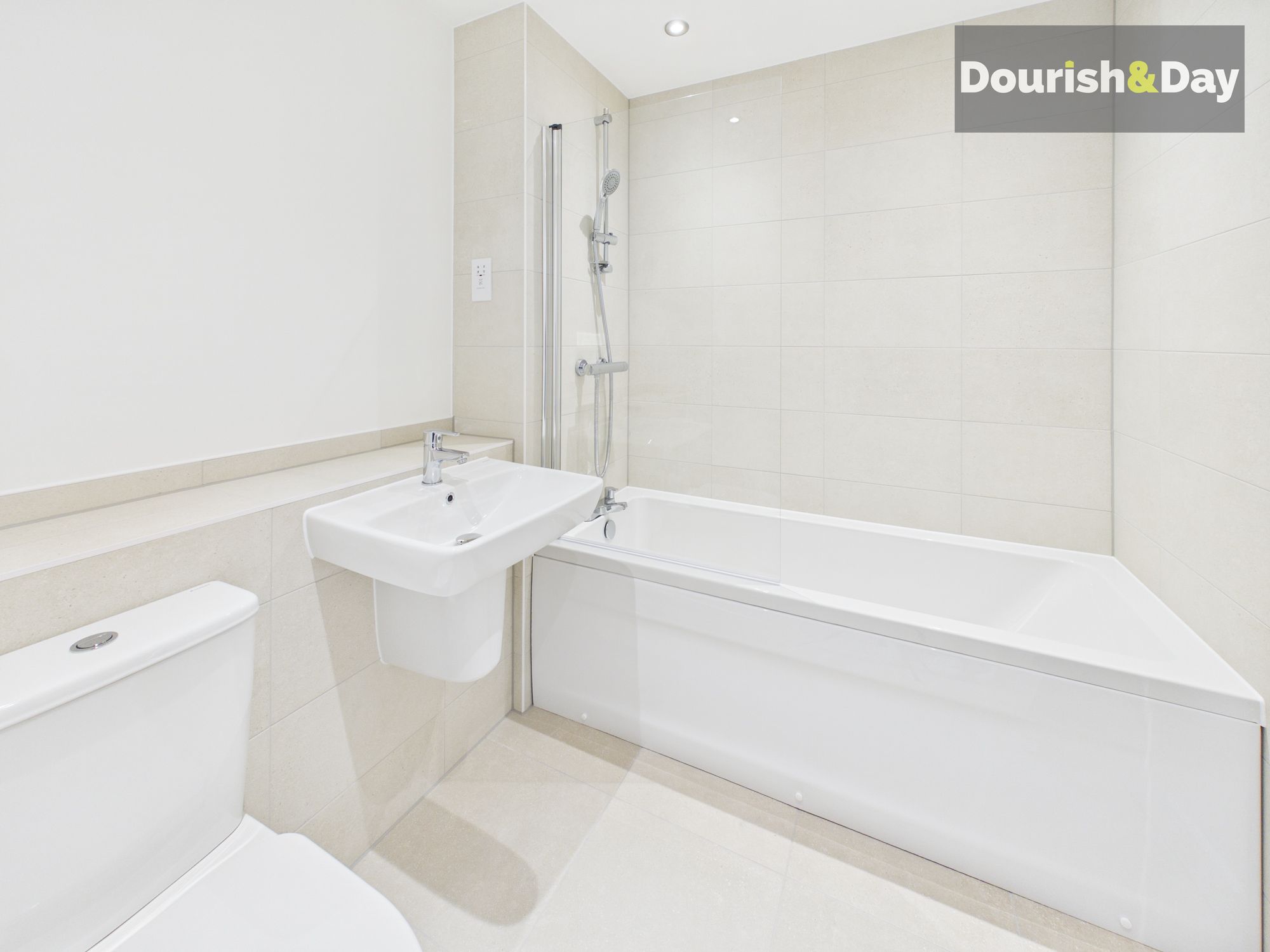 2 bed mid-terraced house to rent in Lewes Drive, Staffordshire, ST16 - Property Image 4