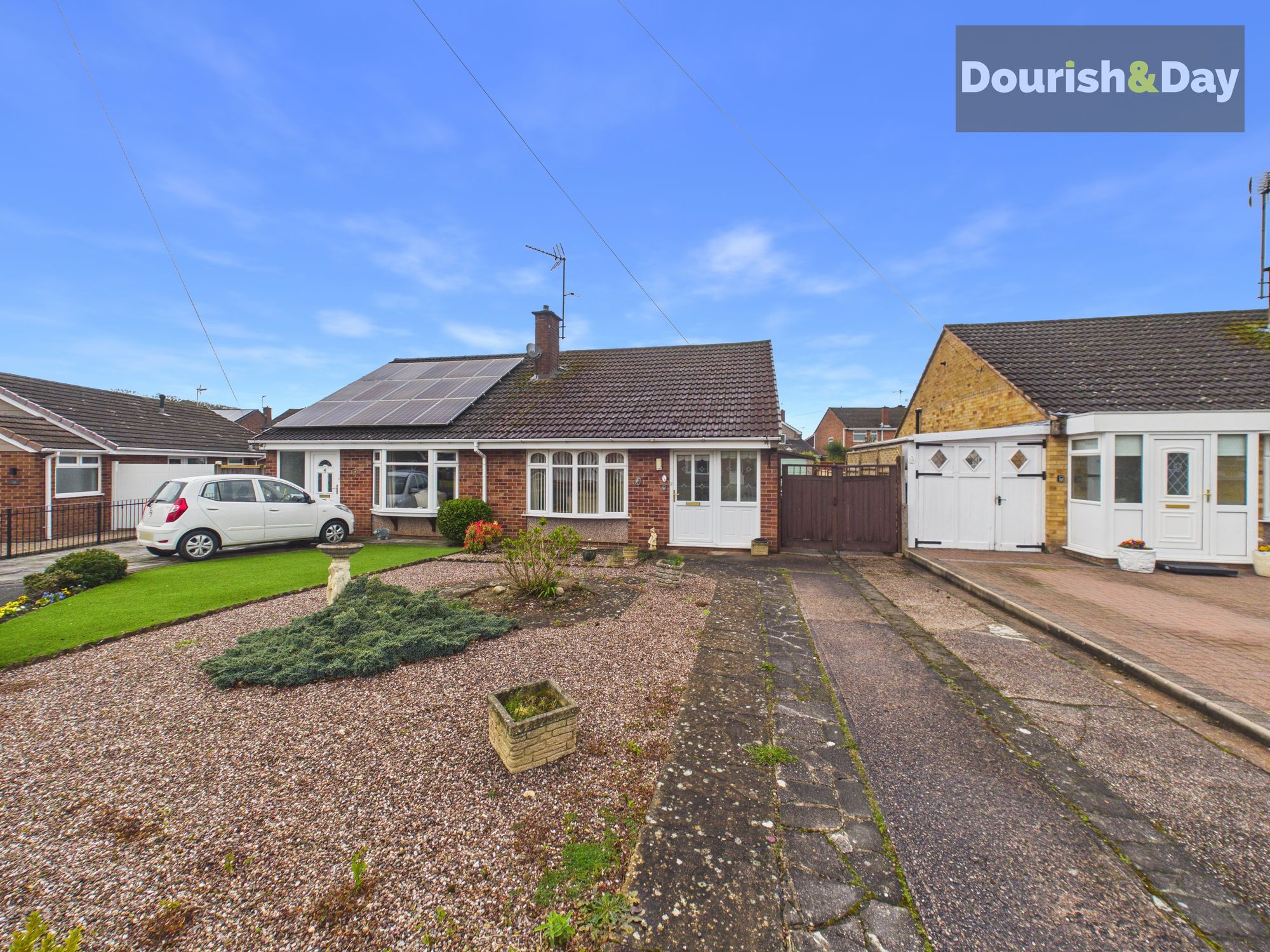 2 bed semi-detached bungalow for sale in Radstock Close, Stafford, ST17 - Property Image 11