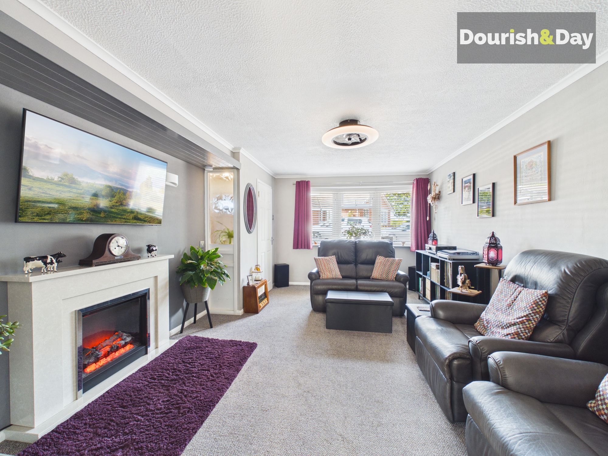 3 bed detached house for sale in Slaidburn Grove, Stafford, ST17 - Property Image 3