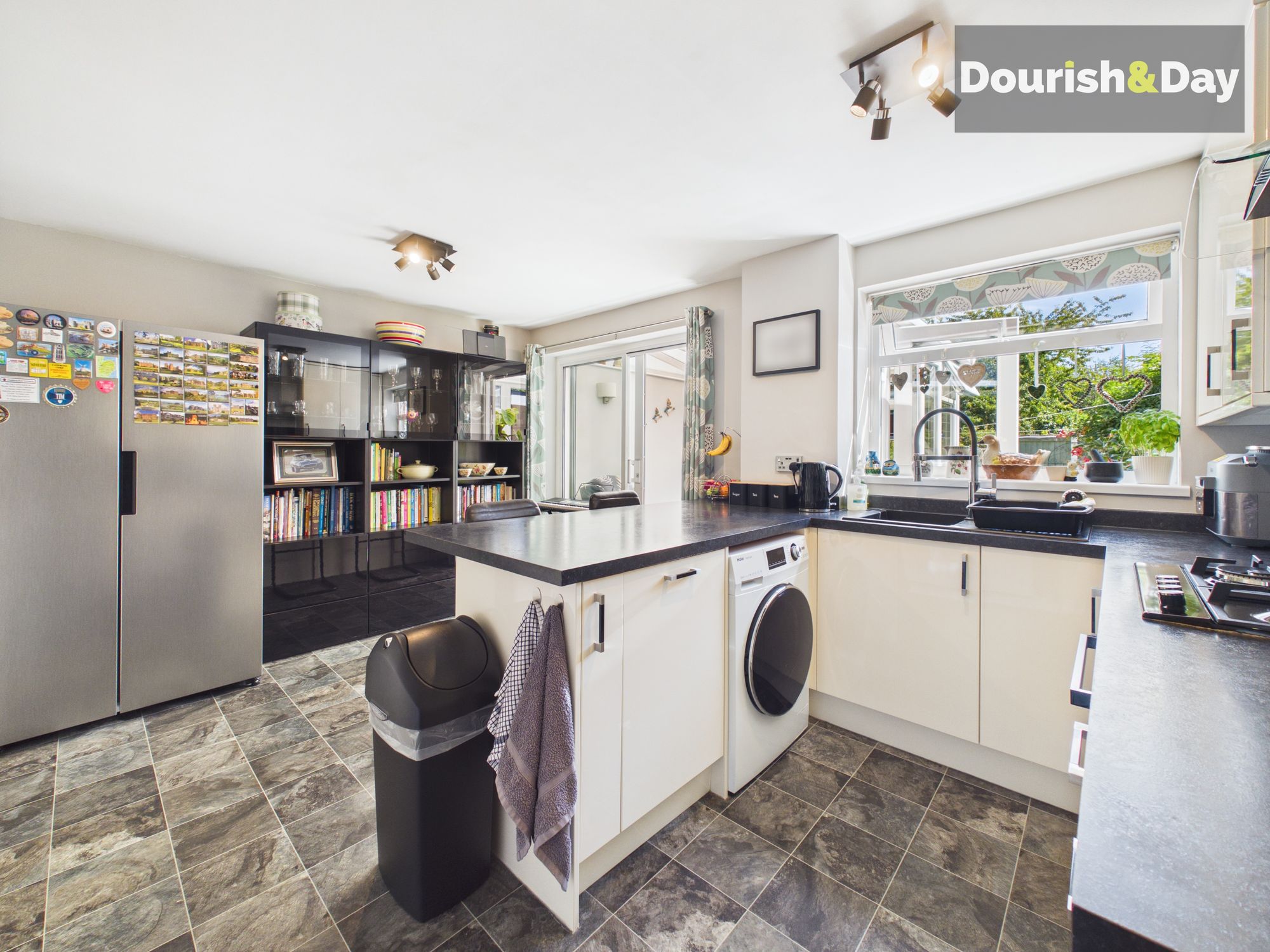 3 bed detached house for sale in Slaidburn Grove, Stafford, ST17 - Property Image 6