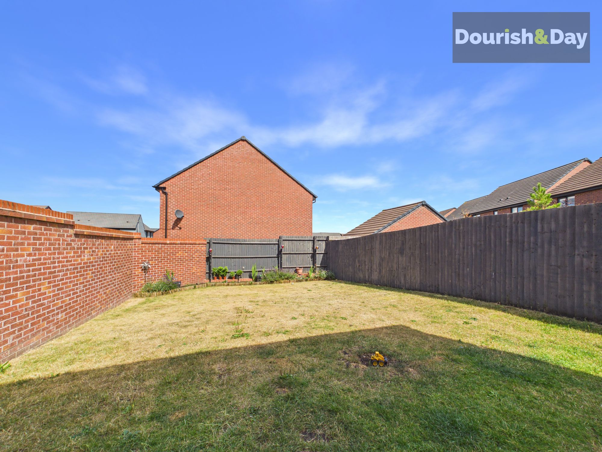 3 bed detached house for sale in Martin Drive, Burley Fields, Stafford, ST16 - Property Image 4