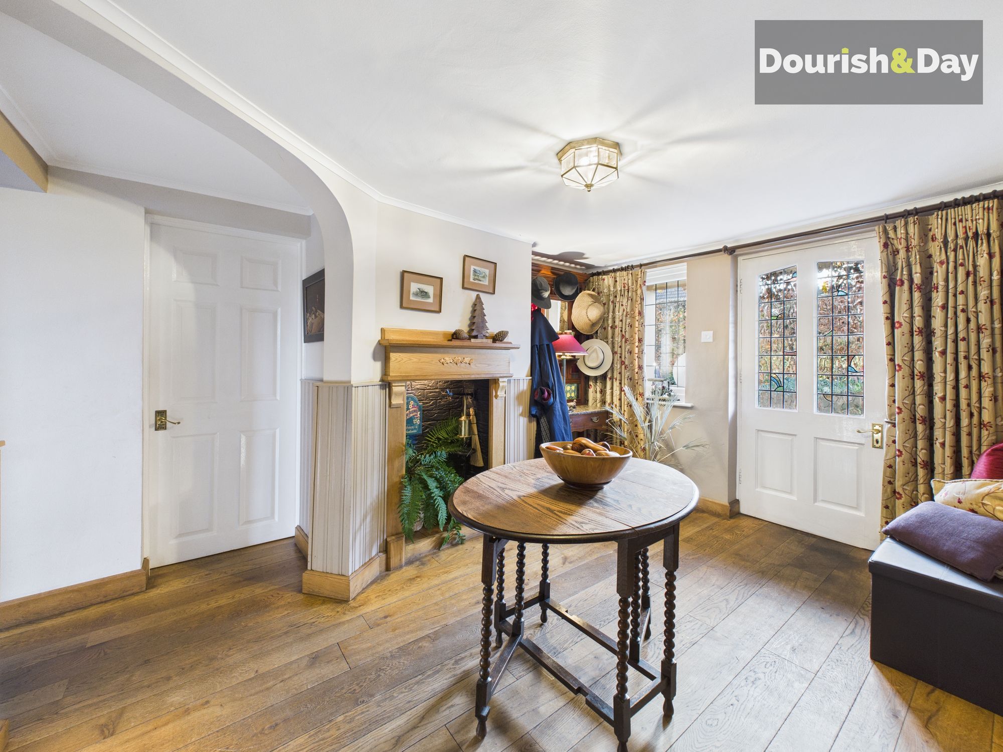 5 bed detached house for sale in Quarry Heath, Penkridge, ST19 - Property Image 6